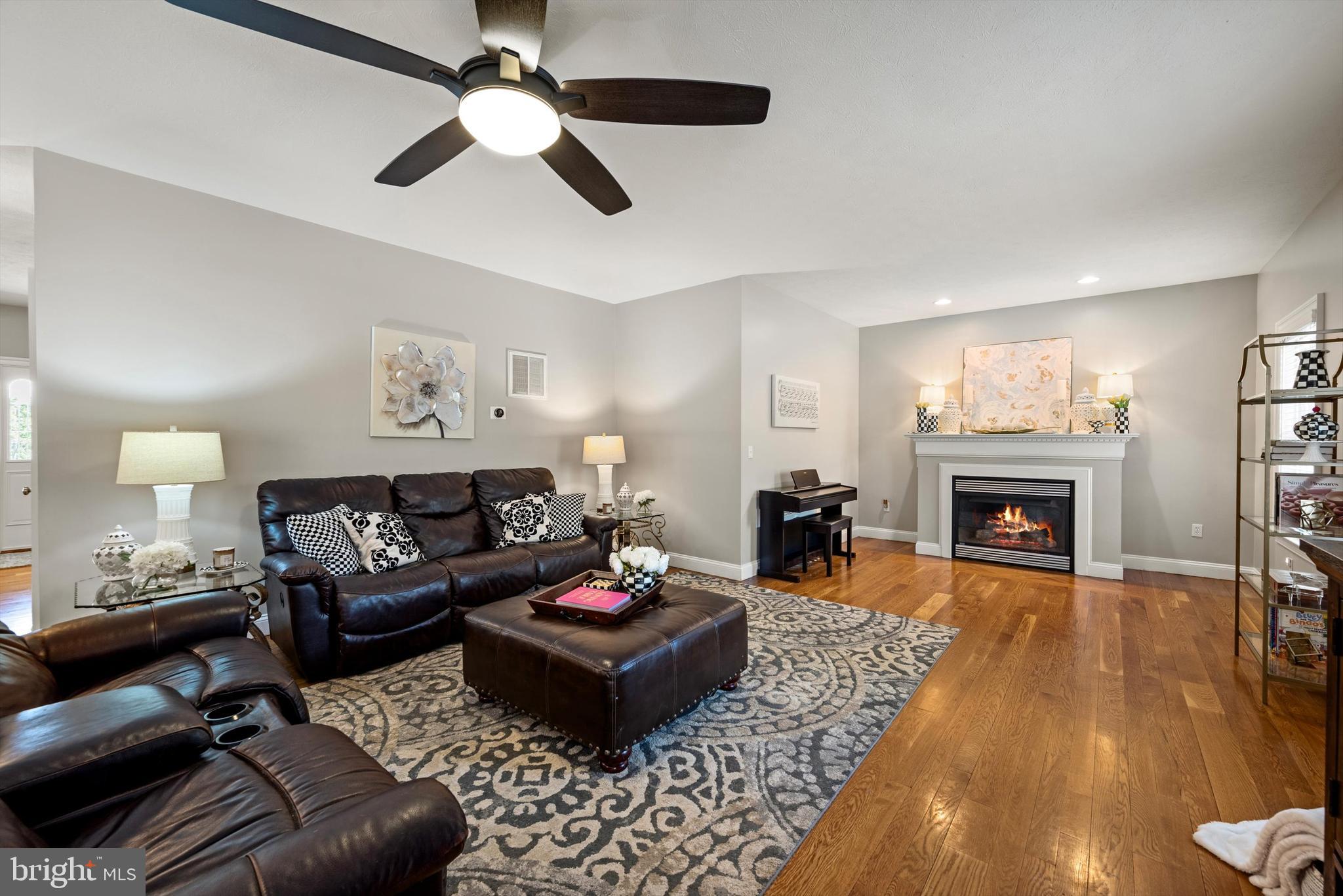 STONEBROOK FARMS - Residential