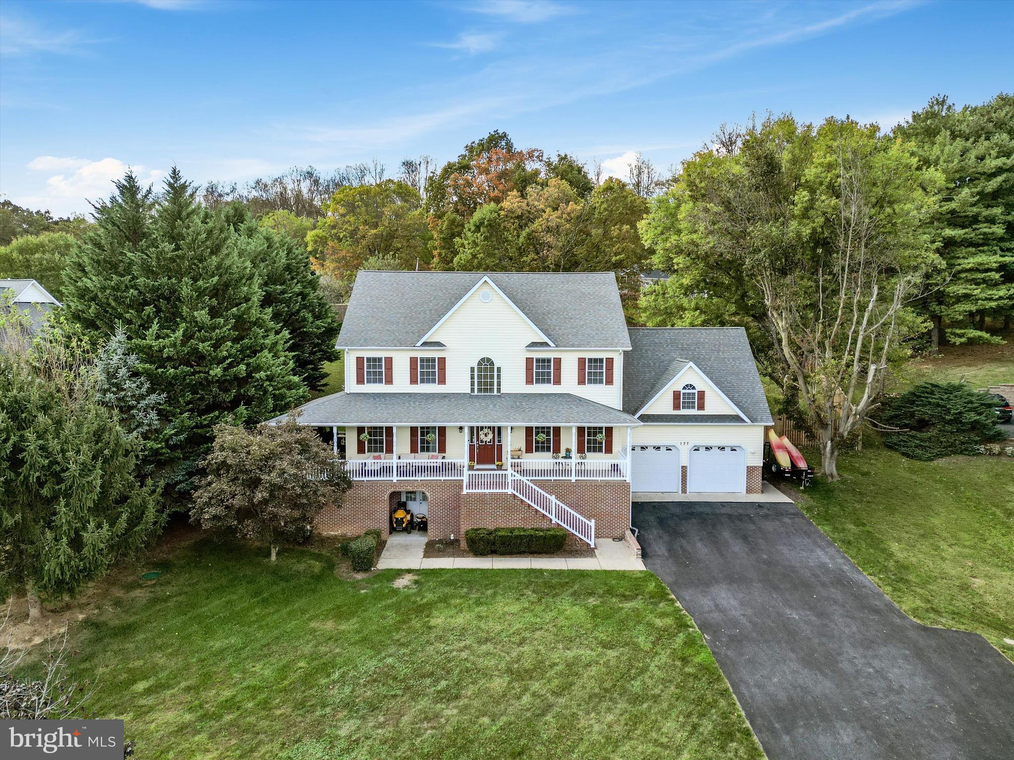 STONEBROOK FARMS - Residential