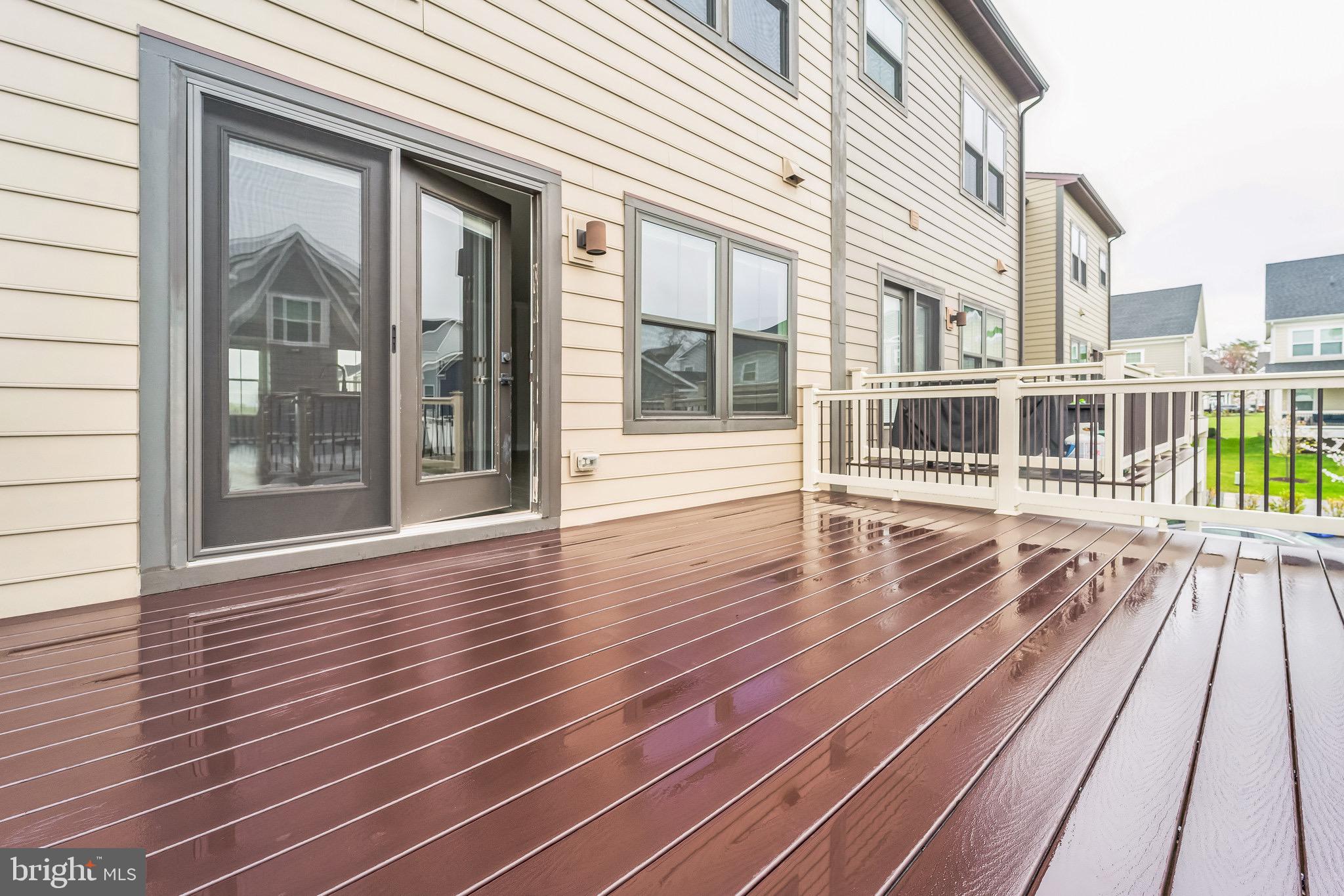 GREENLEIGH AT CROSSROADS - Residential Lease