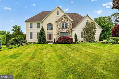 Photo of 104 Whisper Wood Court, NEWTOWN, PA 18940 (MLS # PABU2123824)