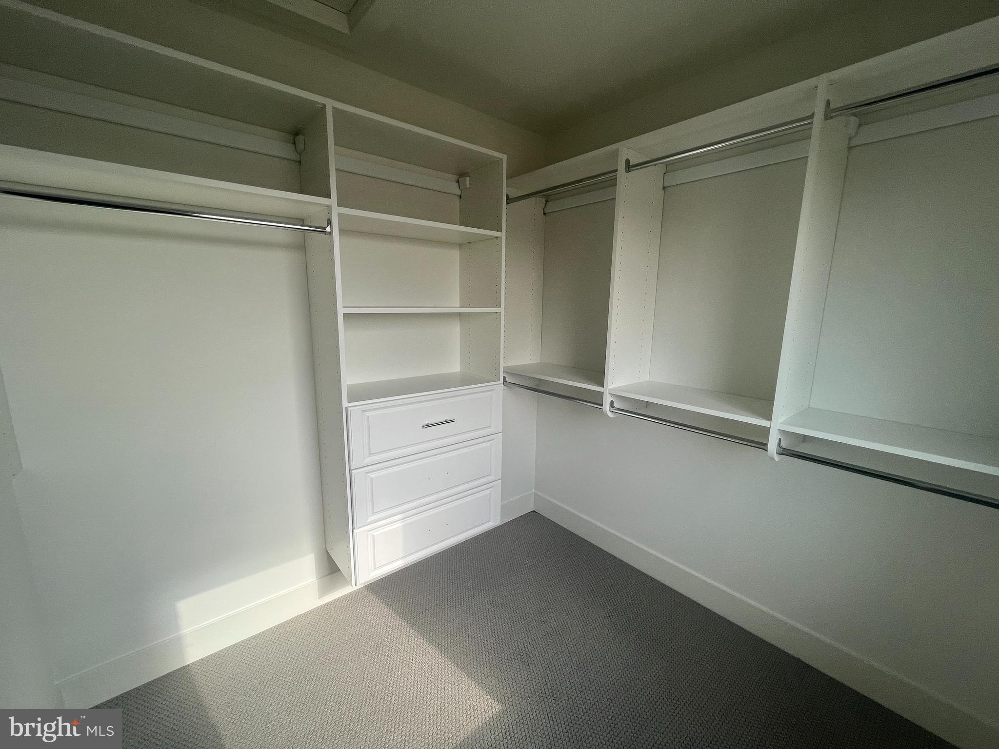 BROOKLAWN - Residential