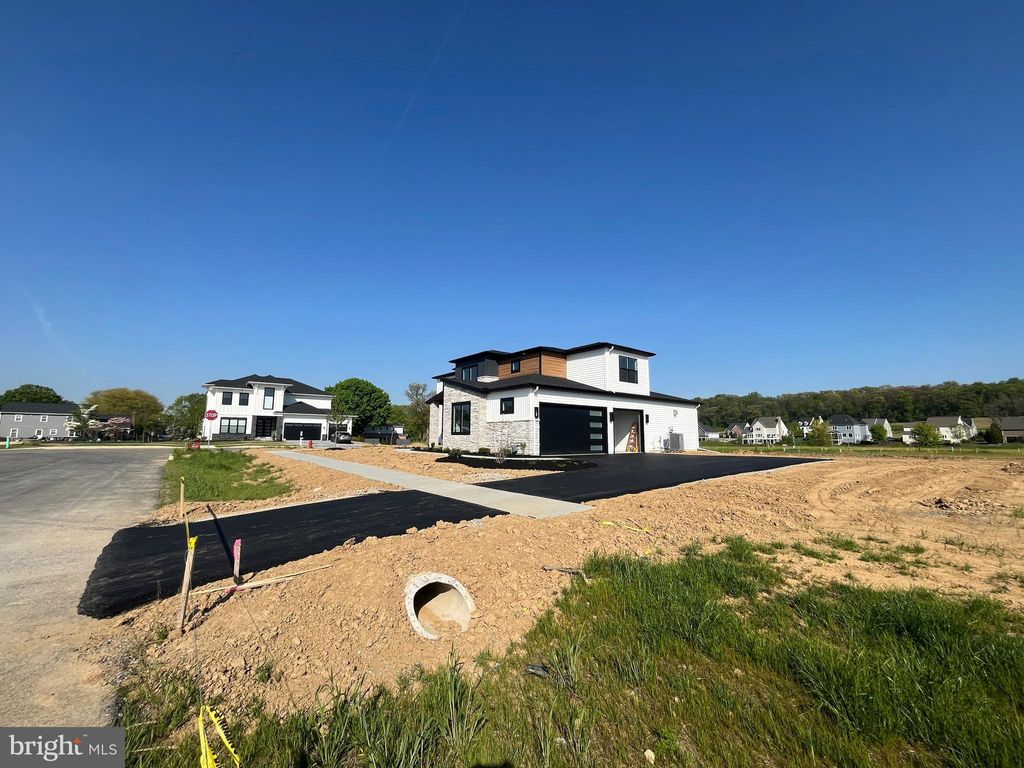 Photo of 515 Sierra Lane #65, Lancaster, PA 17601 (MLS # PALA2052362)