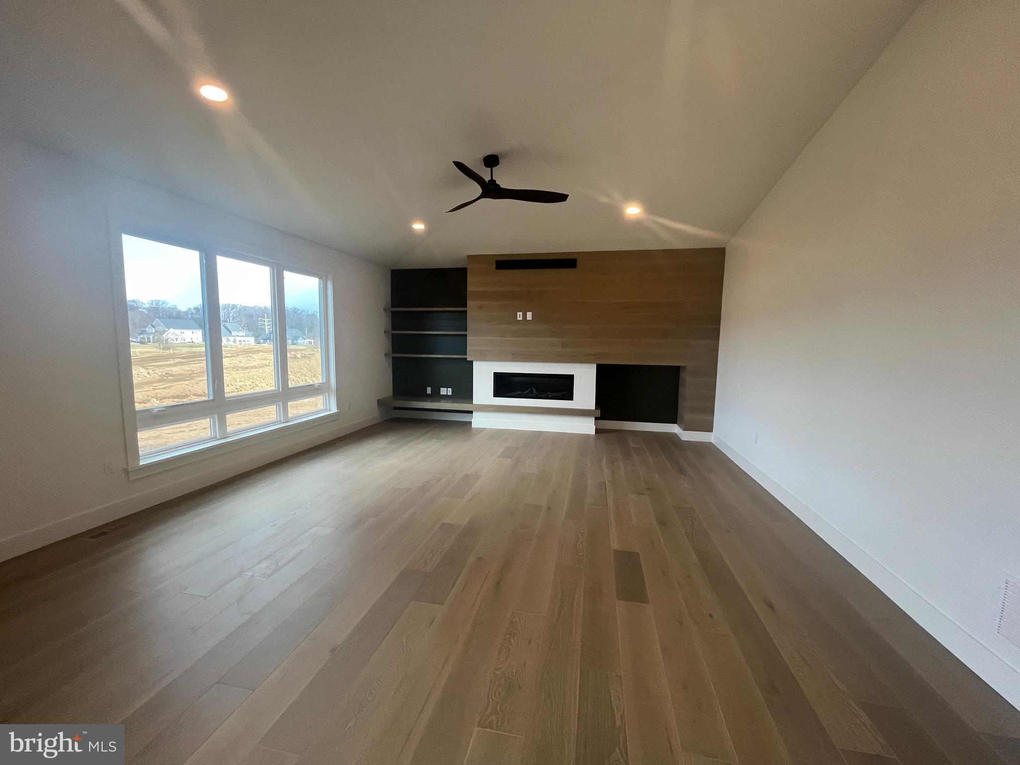 BROOKLAWN - Residential