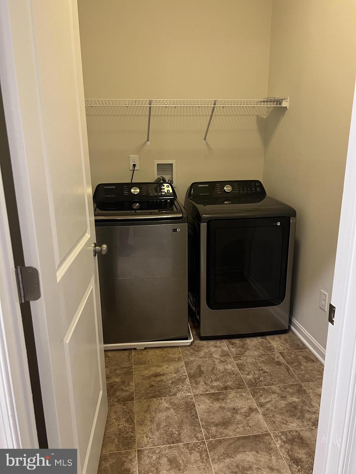 SEVERN MEADOWS - Residential