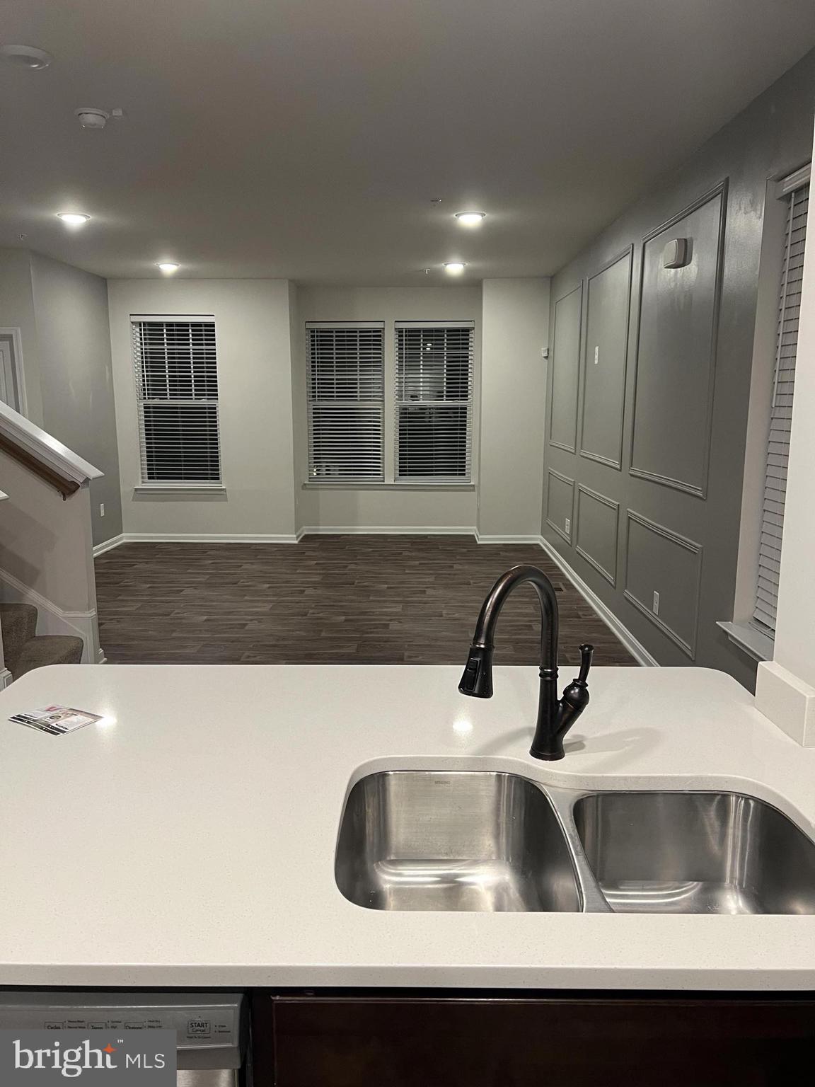 SEVERN MEADOWS - Residential