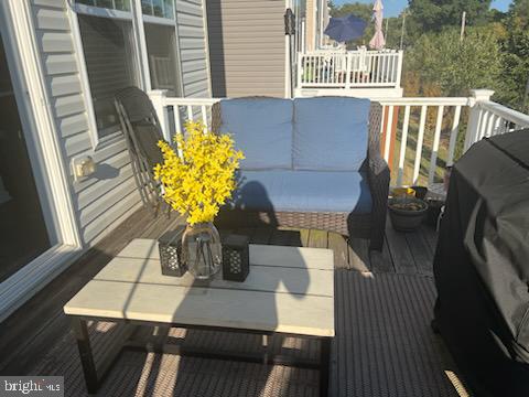 SEVERN MEADOWS - Residential