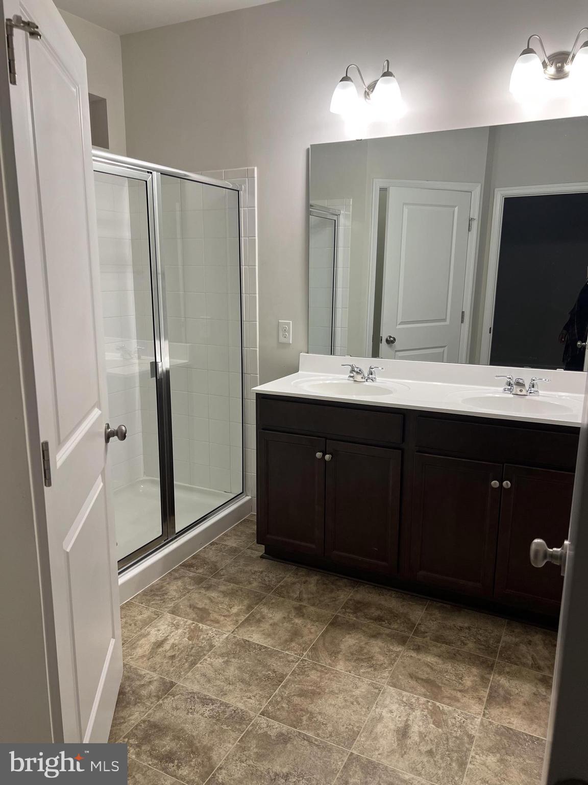 SEVERN MEADOWS - Residential