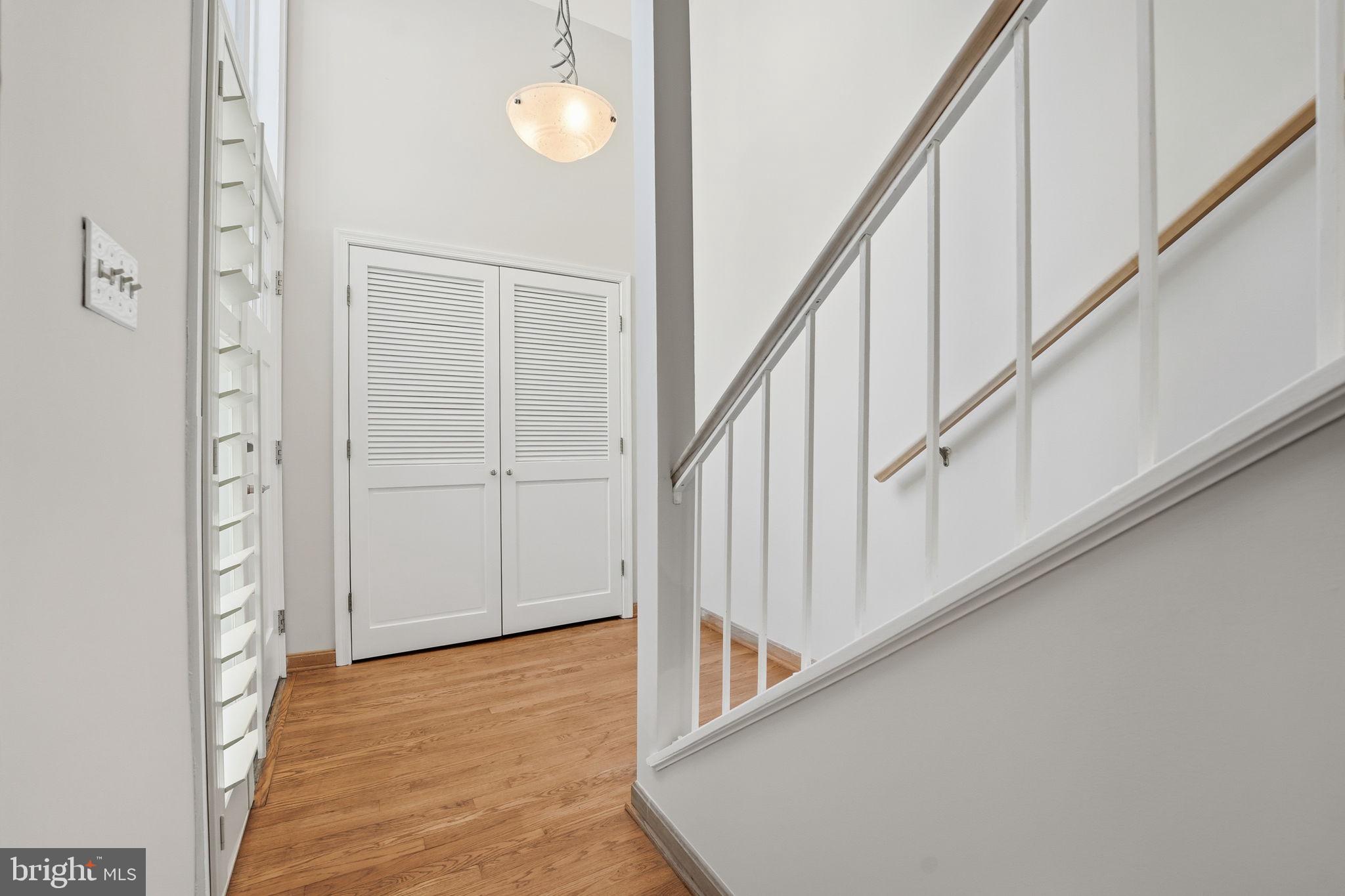 RESTON - Residential Lease