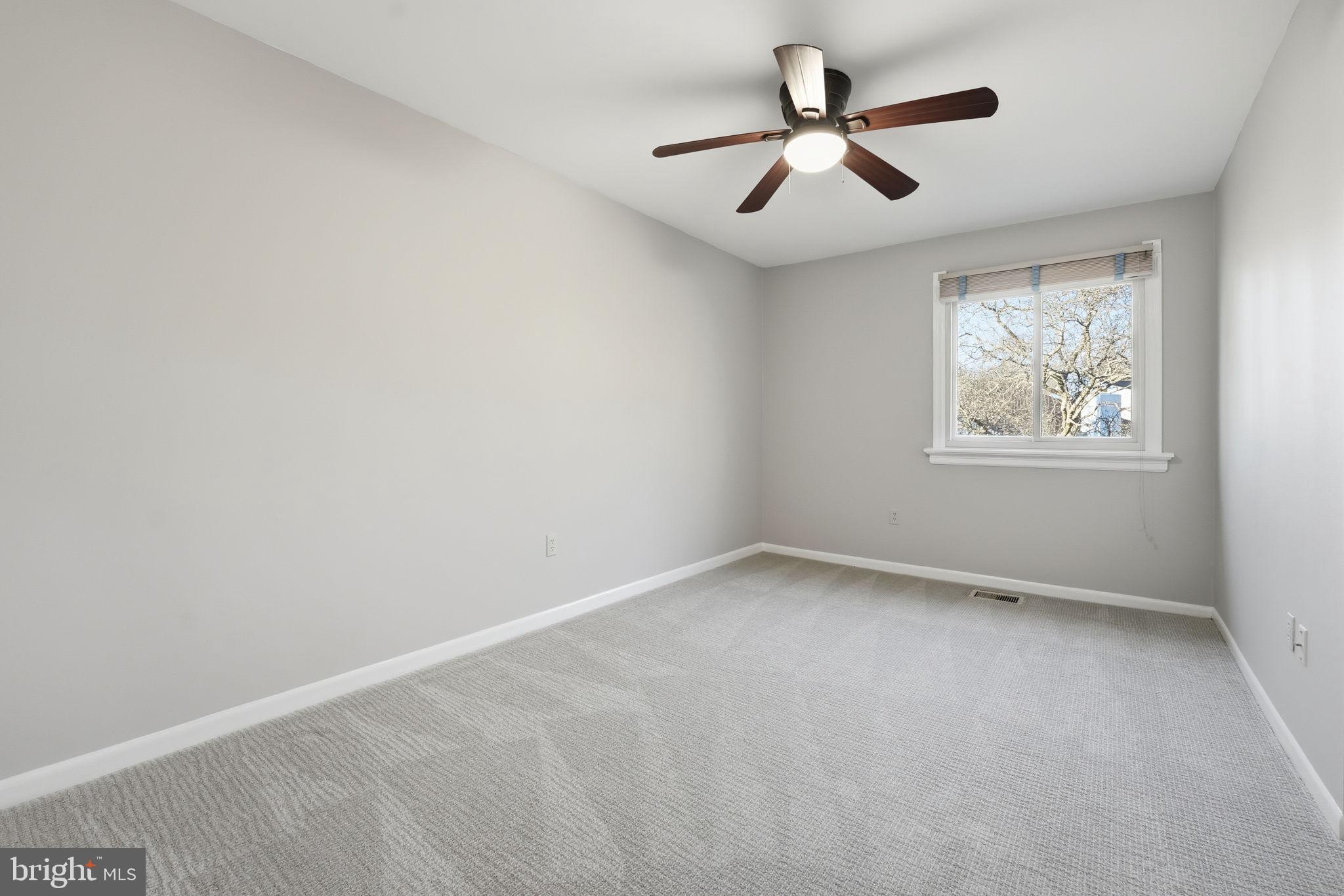 RESTON - Residential Lease