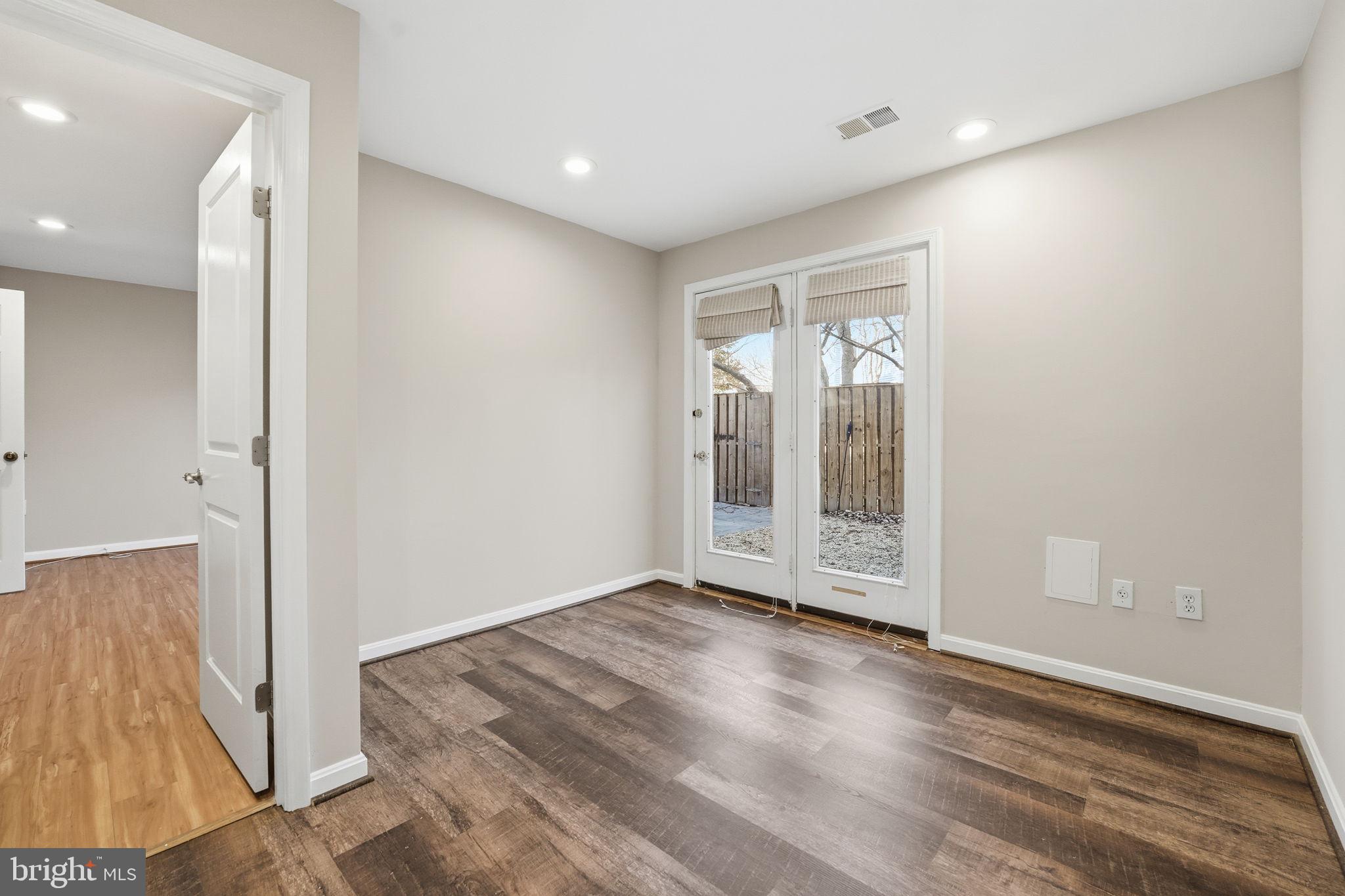 RESTON - Residential Lease