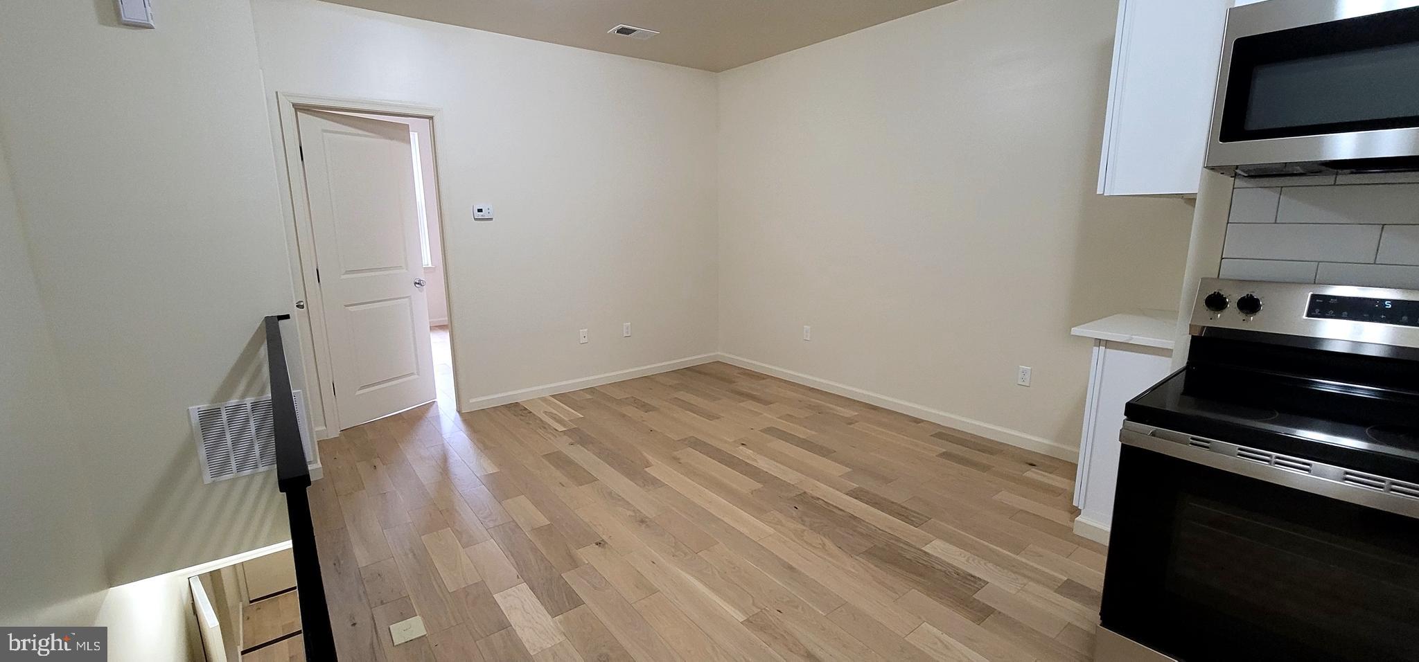 1219 W SILVER STREET 2ND FLOOR