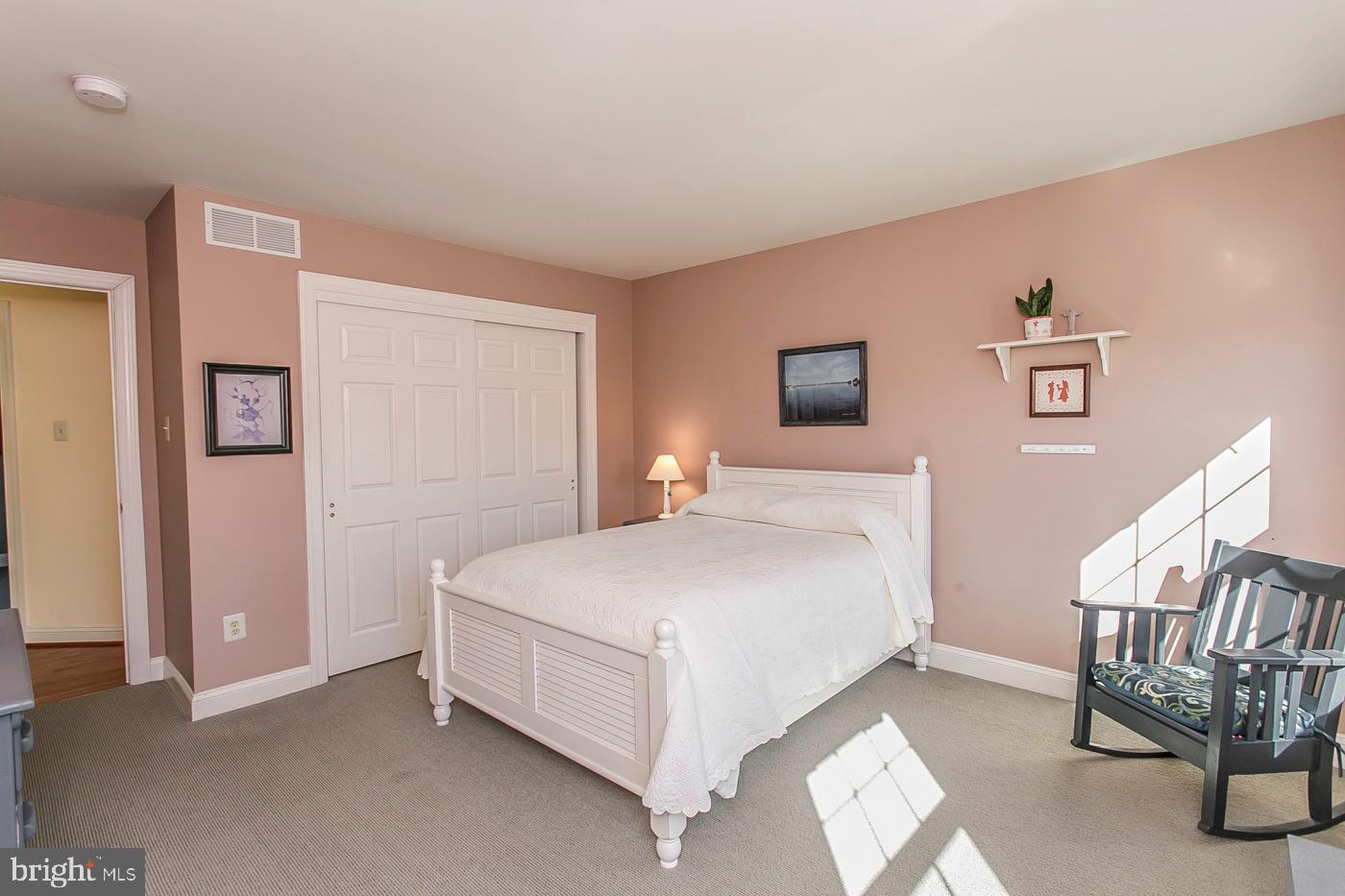 OAKHURST - Residential