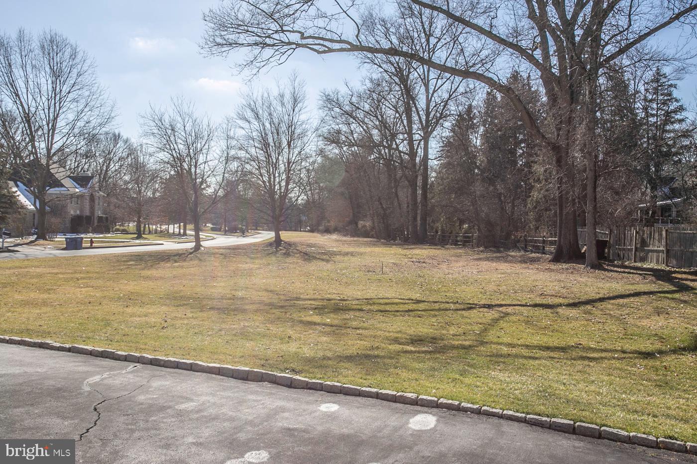 OAKHURST - Residential