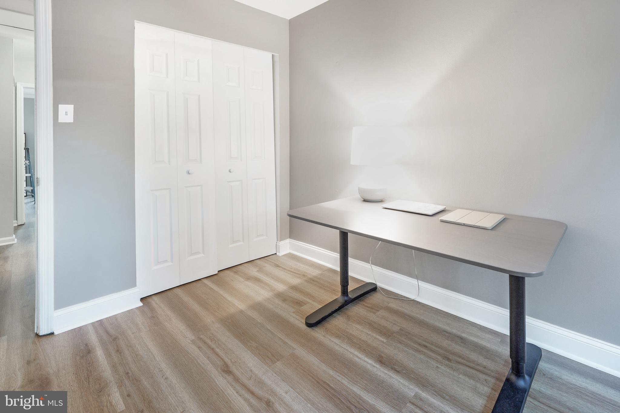 LAKE RIDGE - Residential Lease