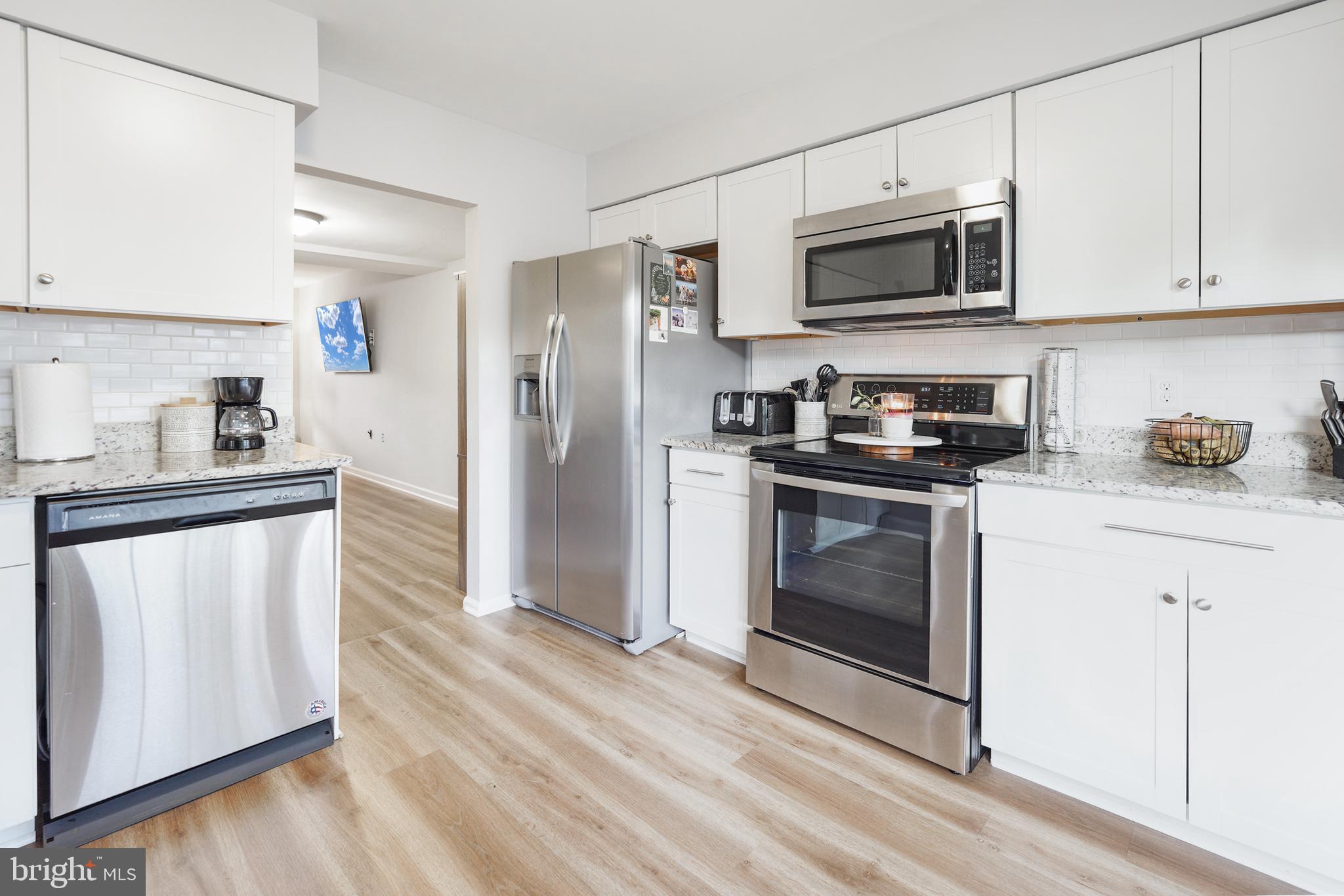 LAKE RIDGE - Residential Lease