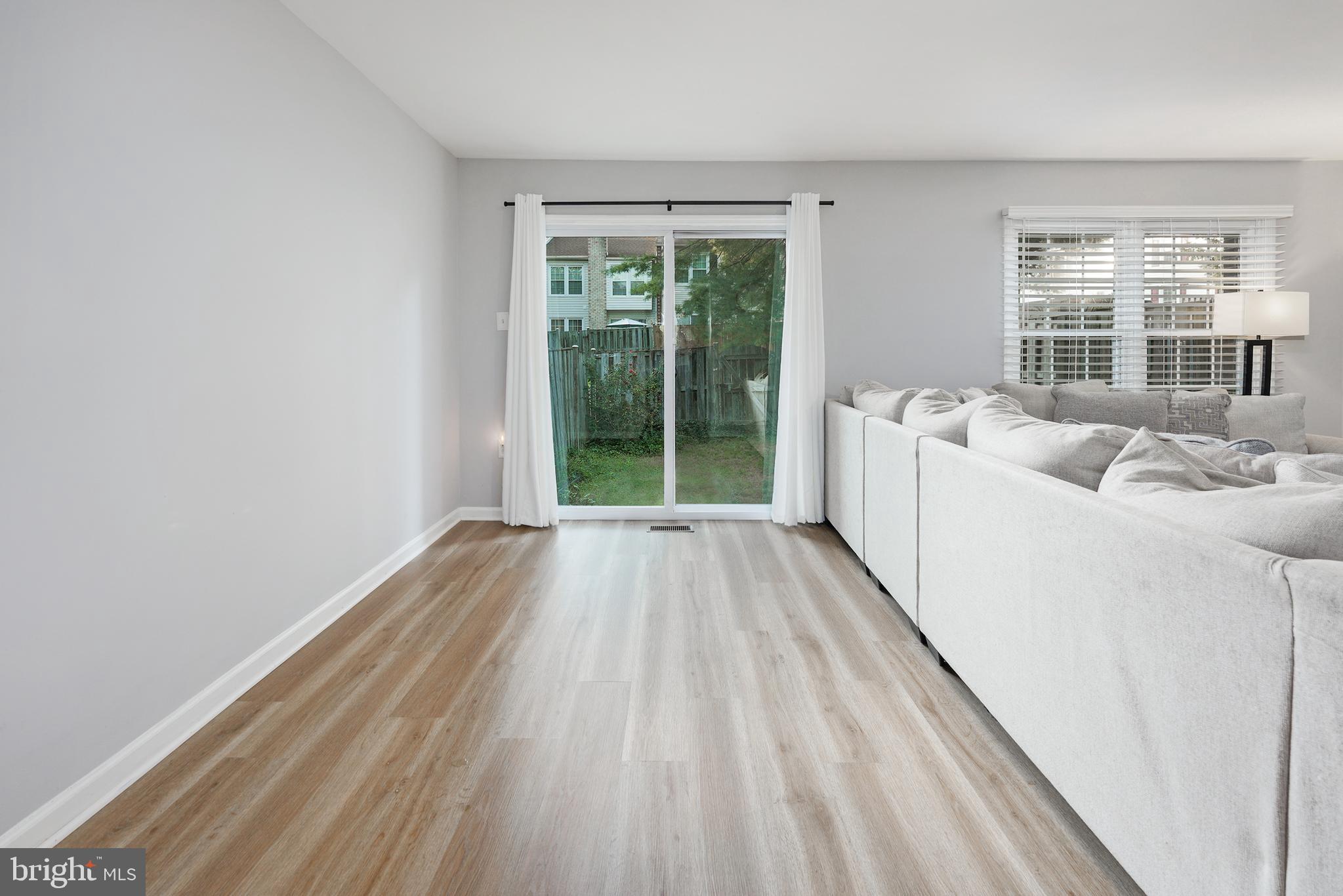 LAKE RIDGE - Residential Lease