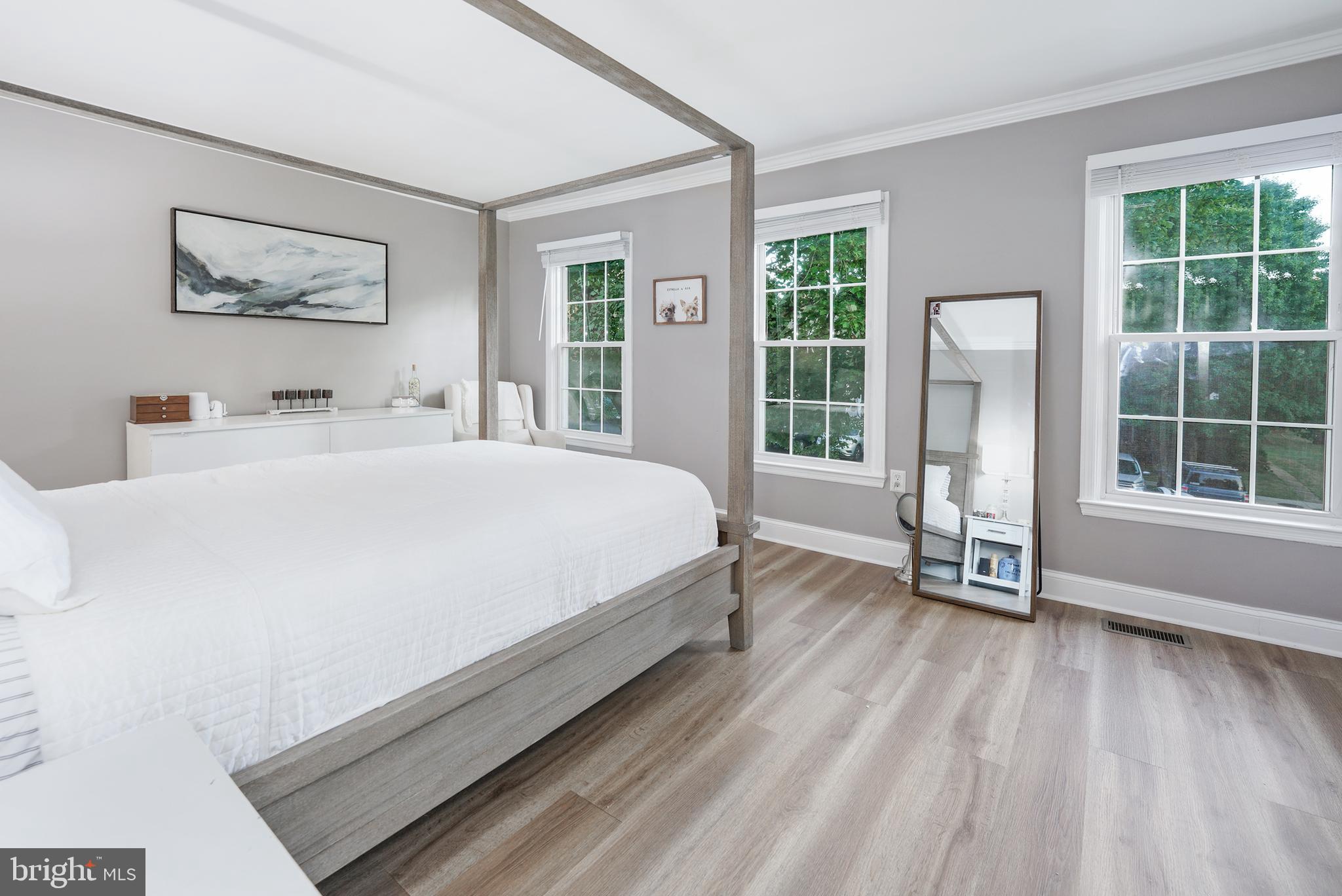 LAKE RIDGE - Residential Lease