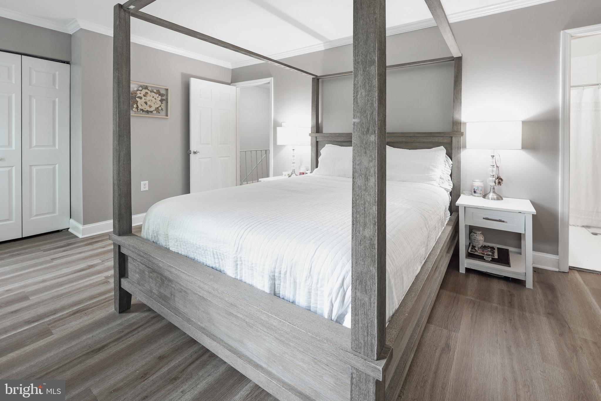 LAKE RIDGE - Residential Lease