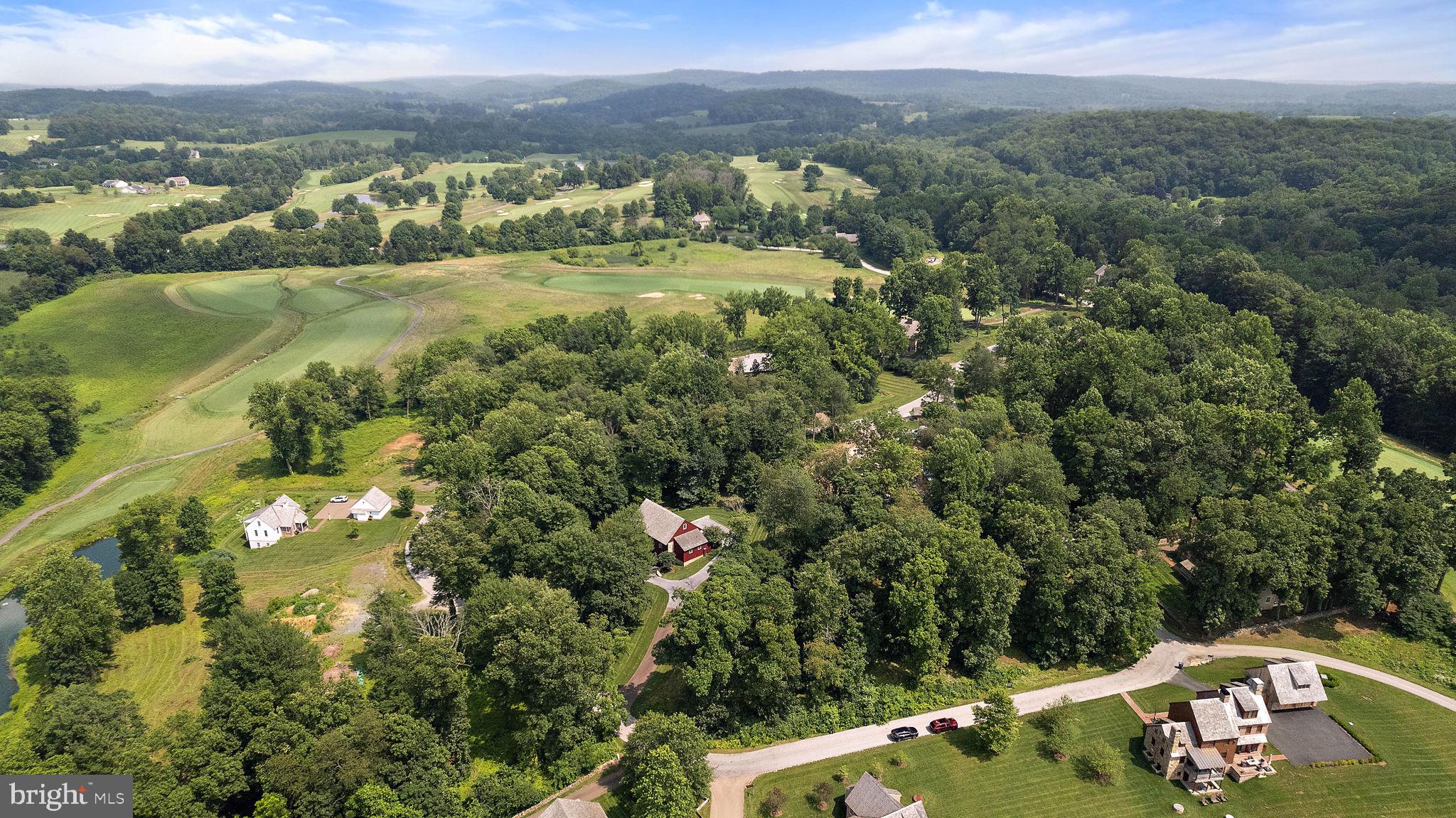 OLDEBULLTOWNVILLAGE - Land