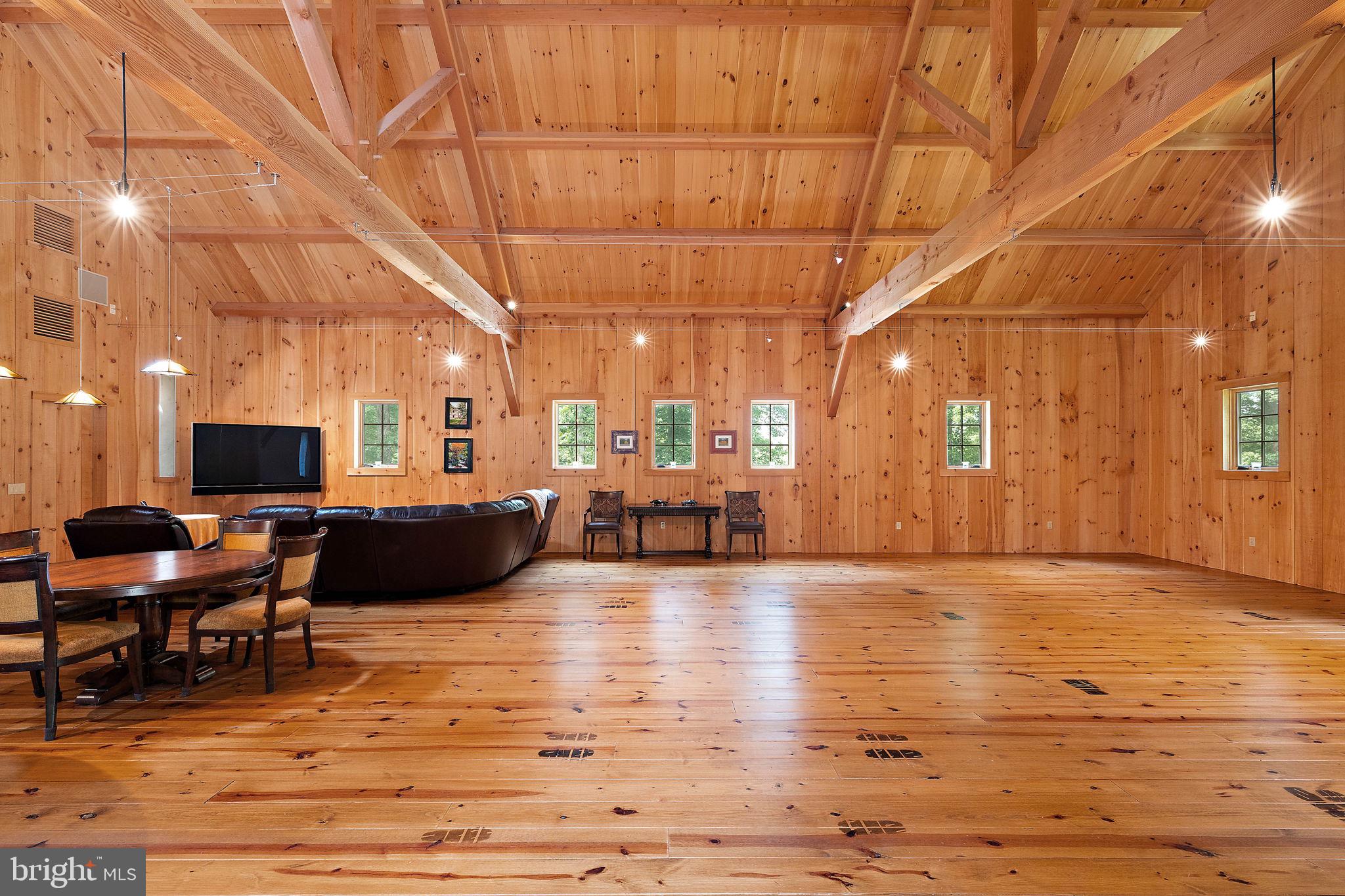 OLDEBULLTOWNVILLAGE - Land