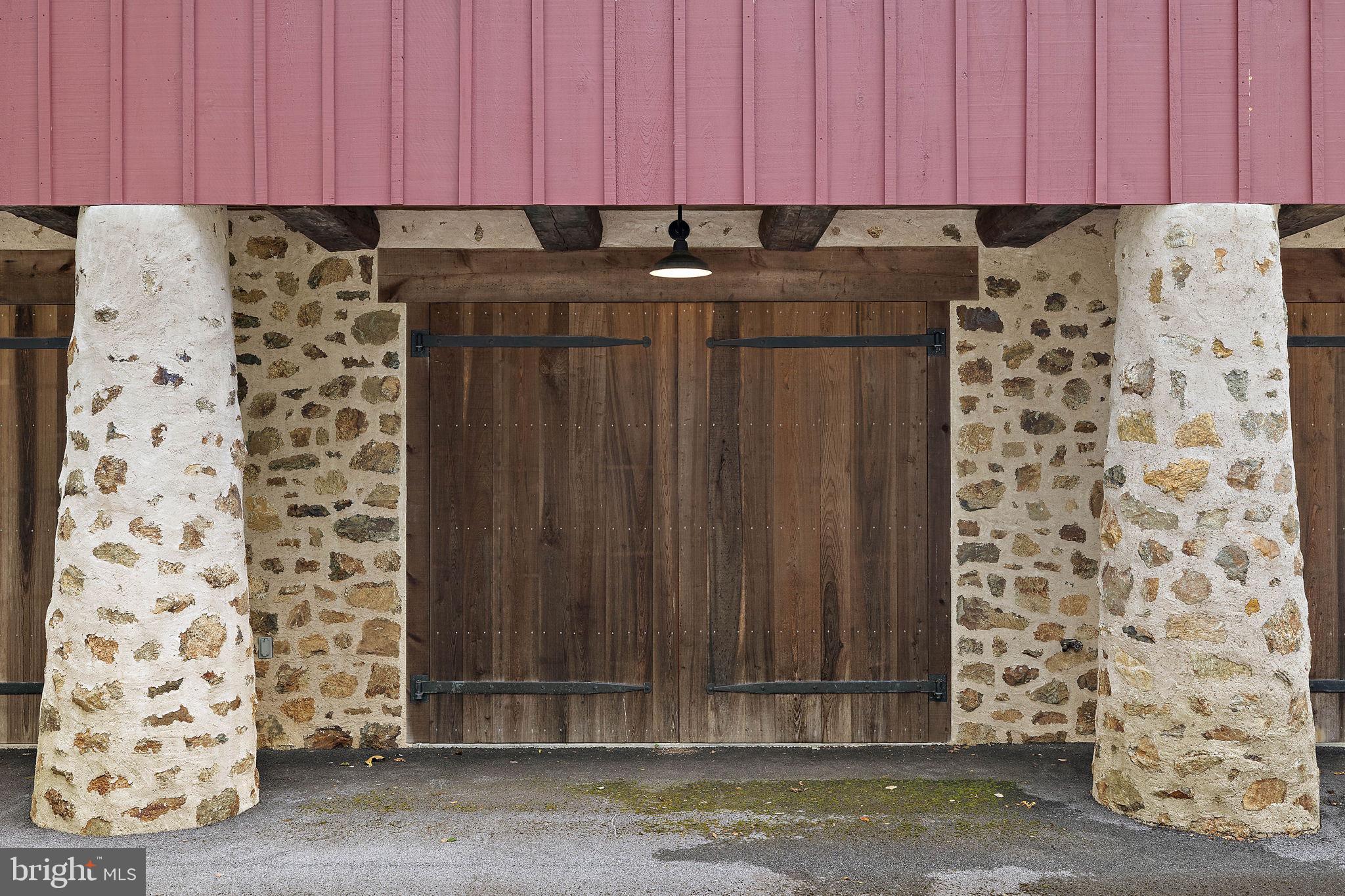 OLDEBULLTOWNVILLAGE - Land