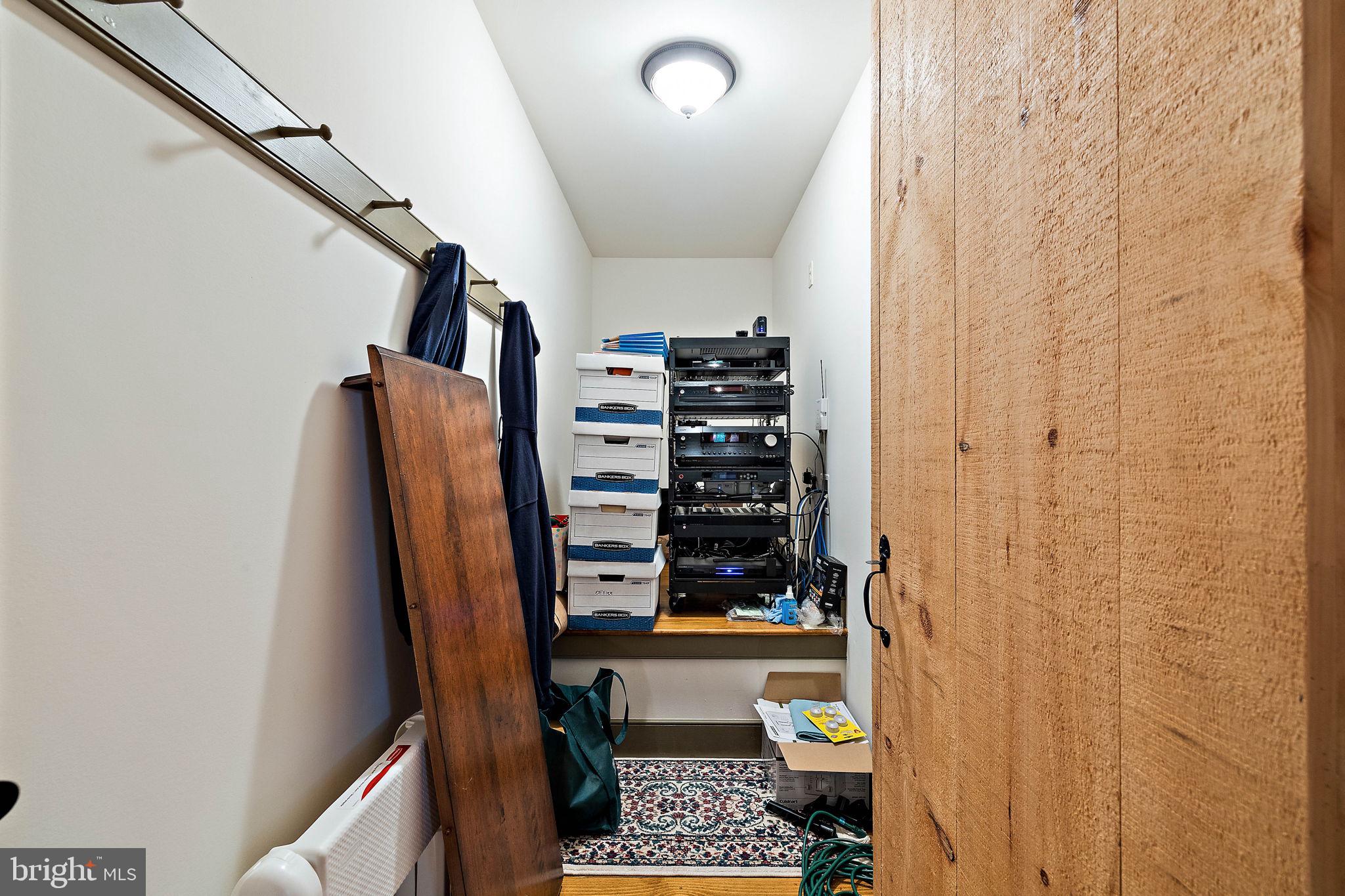 OLDEBULLTOWNVILLAGE - Land