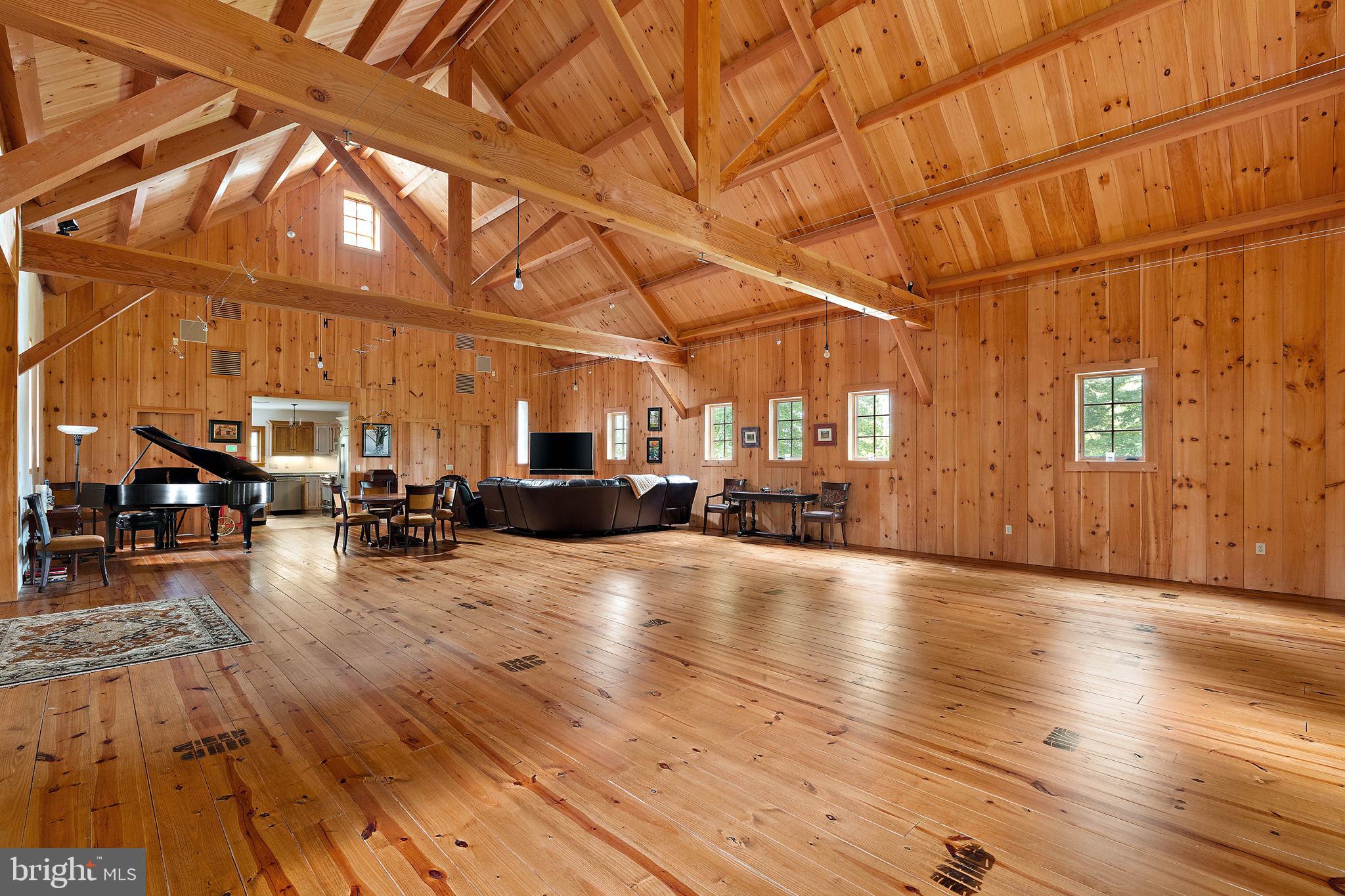 OLDEBULLTOWNVILLAGE - Land