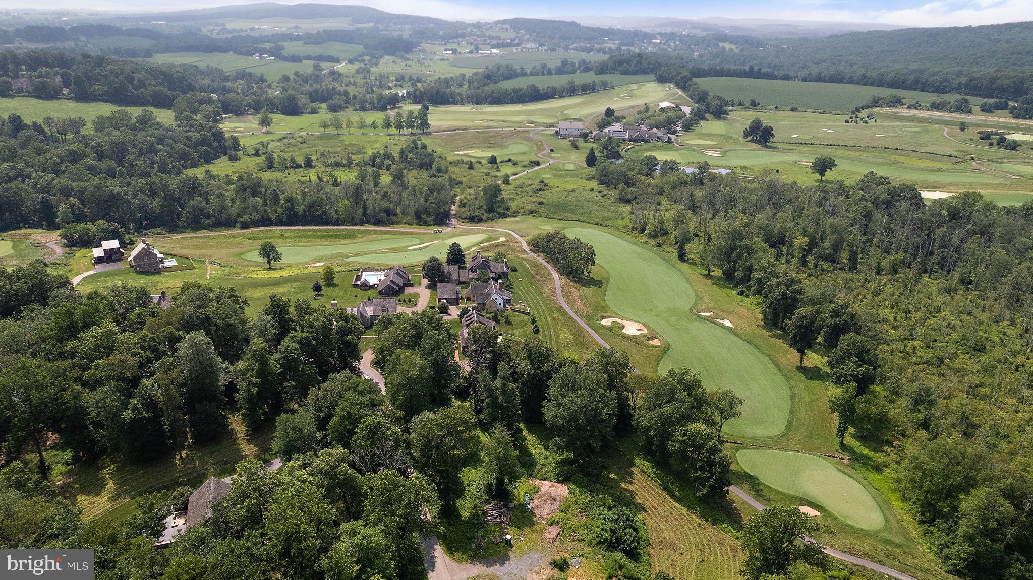 OLDEBULLTOWNVILLAGE - Land