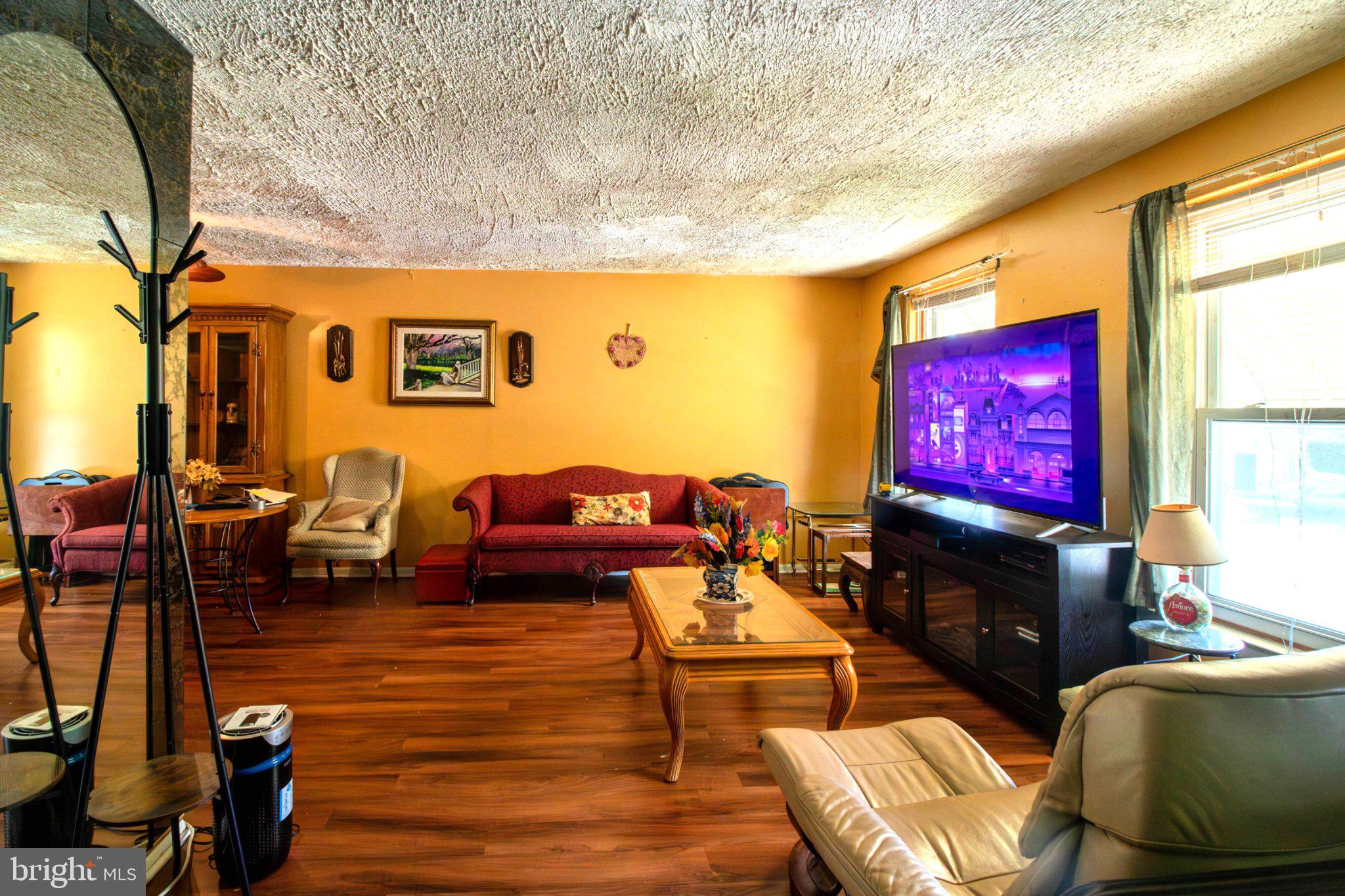 7629 DICKS AVENUE