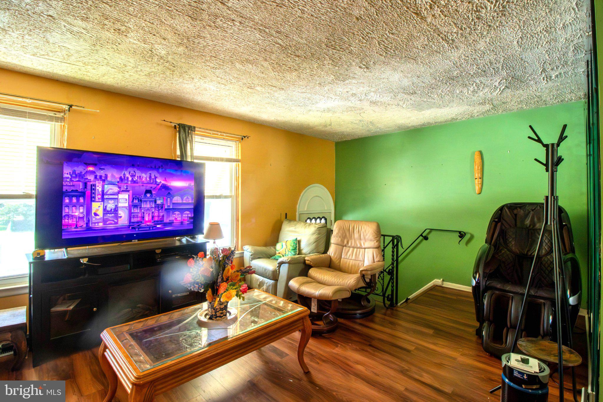 7629 DICKS AVENUE