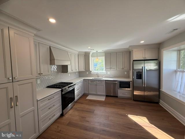 117 MAPLE LEAF CIRCLE
