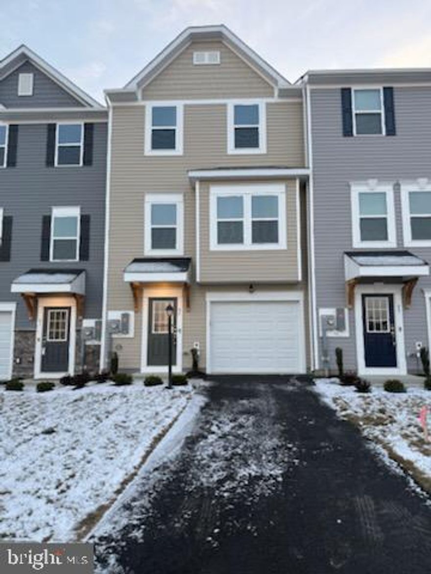 Welcome to this brand-new 2025 townhome in the sought-after South Brook community in Inwood. This St. Peter model is one of the largest floorplans offered, with 2,280 square feet, 4 bedrooms, 3.5 baths, and a 1-car front-entry garage—designed for comfortable, modern living.
Blinds and washer and dryer are already installed, making this home truly move-in ready. The exterior features great deck, backing to trees for privacy, along with a private driveway and nearby guest parking. Enhanced insulation and advanced framing provide energy efficiency and year-round comfort. Inside, you’ll find luxury vinyl plank flooring and upgraded carpet throughout.
Available December 13, 2025
The main level offers an open, inviting layout with stainless steel appliances, white shaker cabinets, quartz countertops, a large center island, breakfast nook, and generous pantry storage—perfect for both everyday living and entertaining.
Upstairs, the primary suite includes a walk-in closet and a private en-suite bath with modern finishes. Two additional bedrooms share a full hall bath, and laundry is conveniently located on the upper level.
The finished lower level includes a private bedroom and full bathroom, ideal for guests, a home office, workout space, or rec room.
renter’s insurance is required.