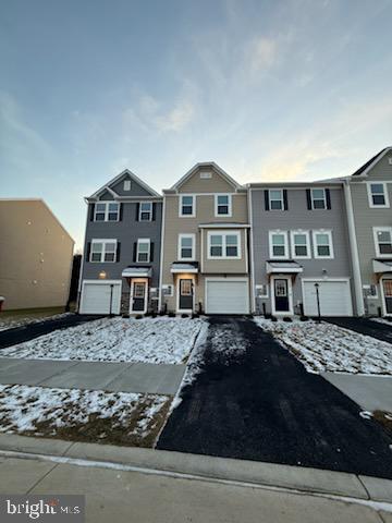 SOUTH BROOK - Residential Lease