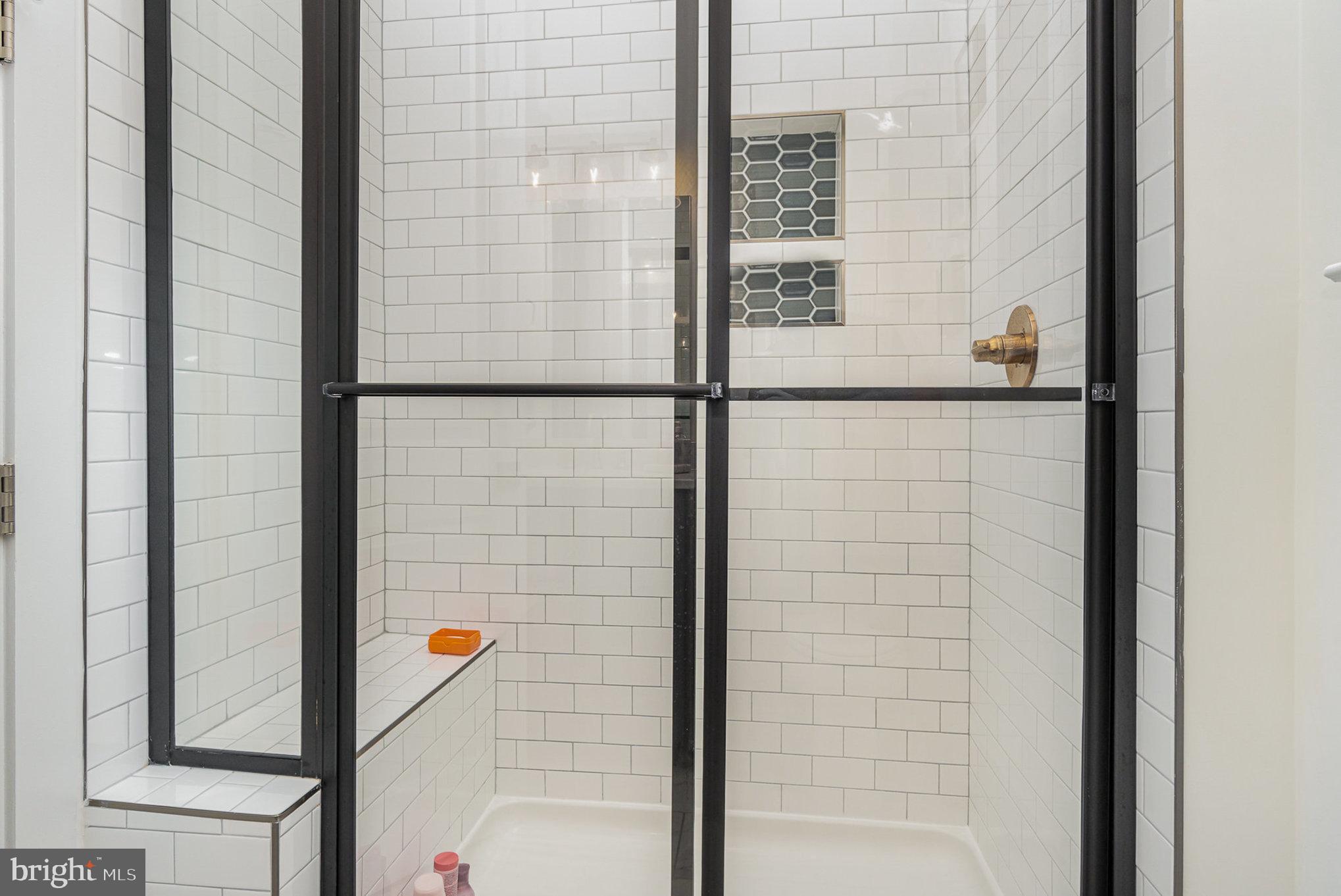 AMBLEBROOK - Residential