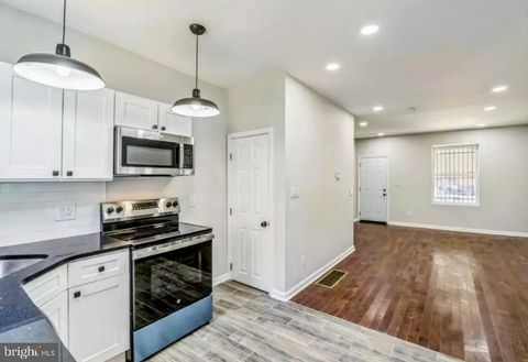 Townhouse For Sale - 1637 S Ithan Street<br/> PHILADELPHIA, PA 19143