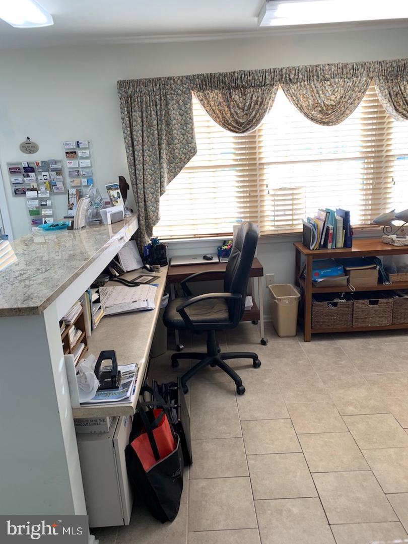 7900 LONG BEACH BLVD