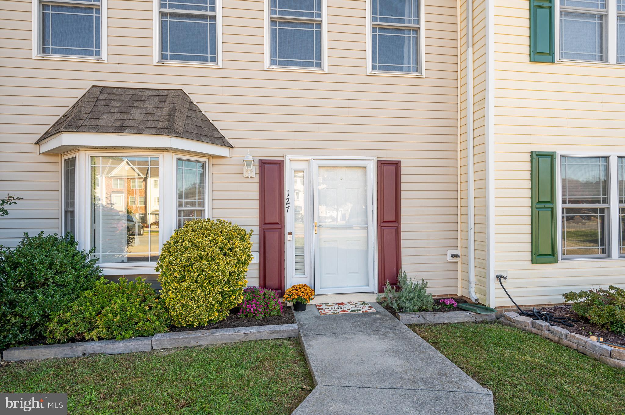 LOCUST HILL - Residential