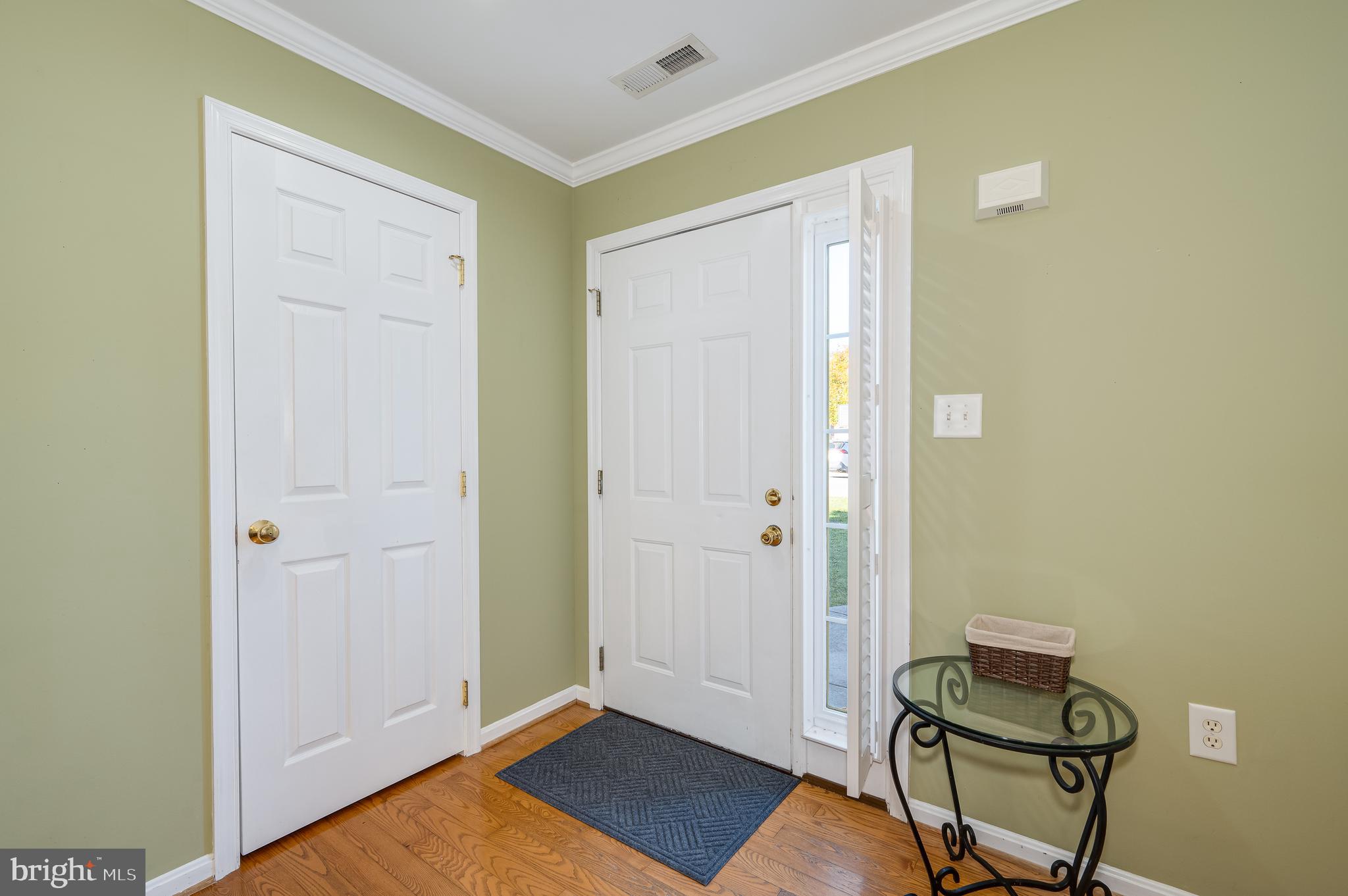 LOCUST HILL - Residential