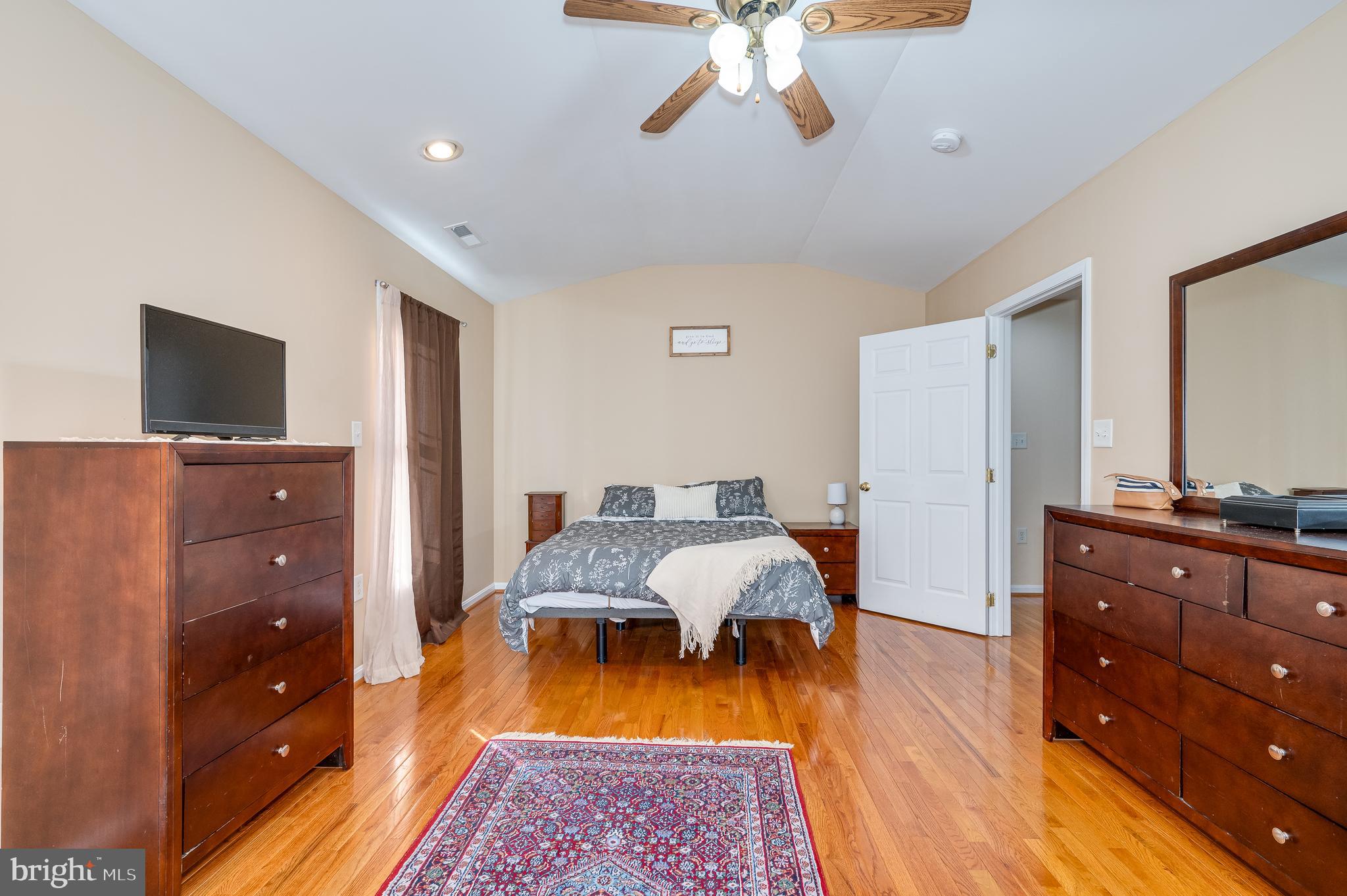 LOCUST HILL - Residential