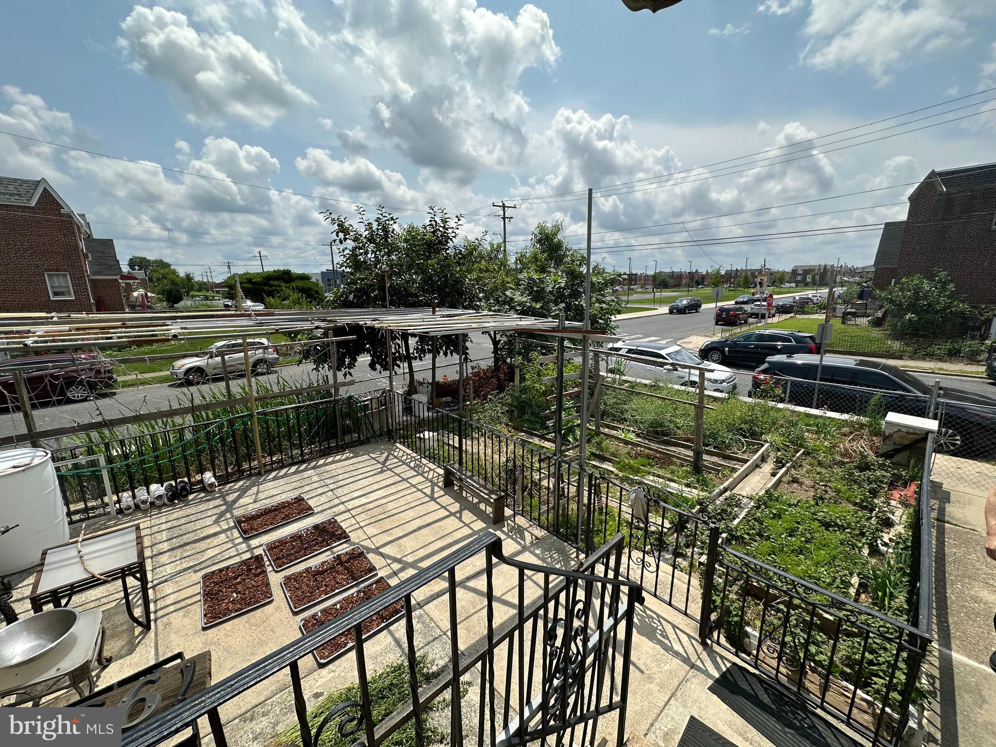 CASTOR GARDENS - Residential