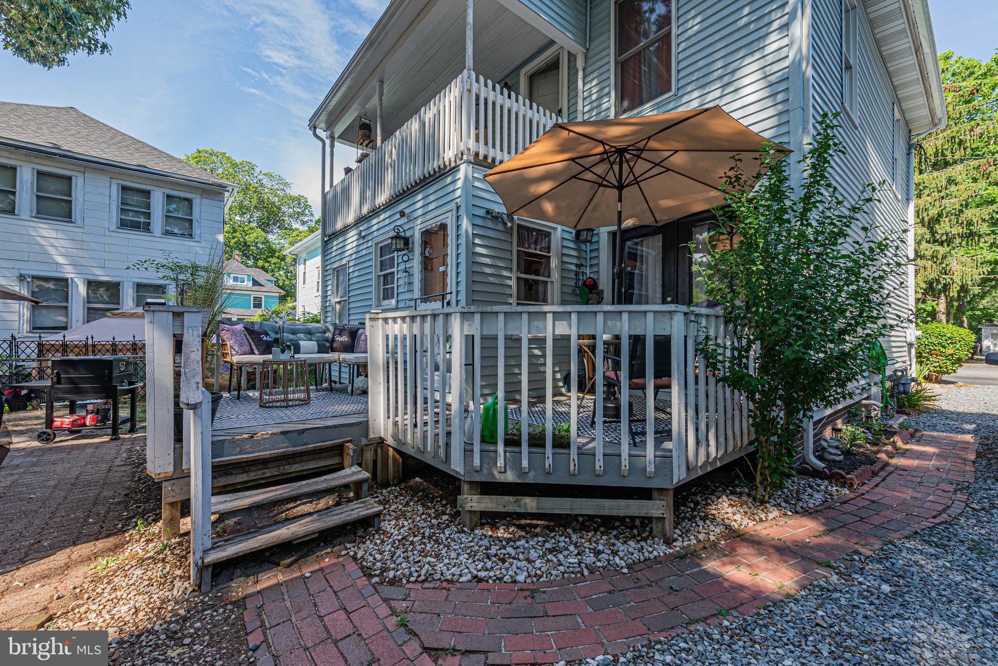 726 SMITH STREET