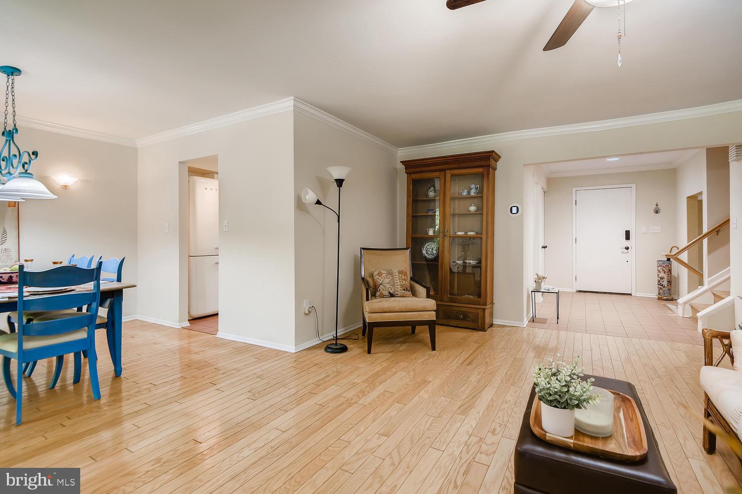 SUNNYBROOK FARMS - Residential