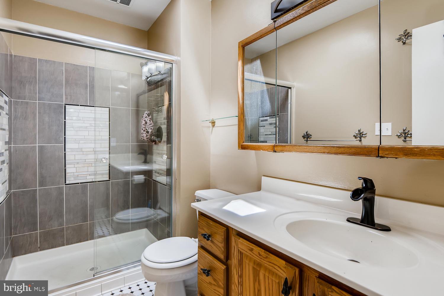 SUNNYBROOK FARMS - Residential