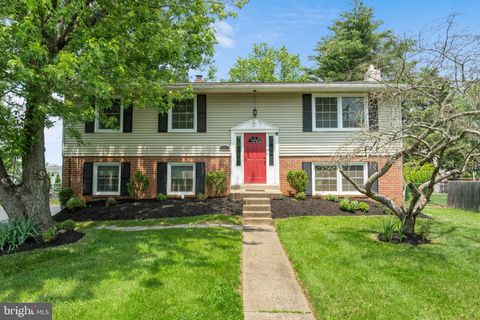 207 HANCOCK ROAD NORTH WALES PA 19454