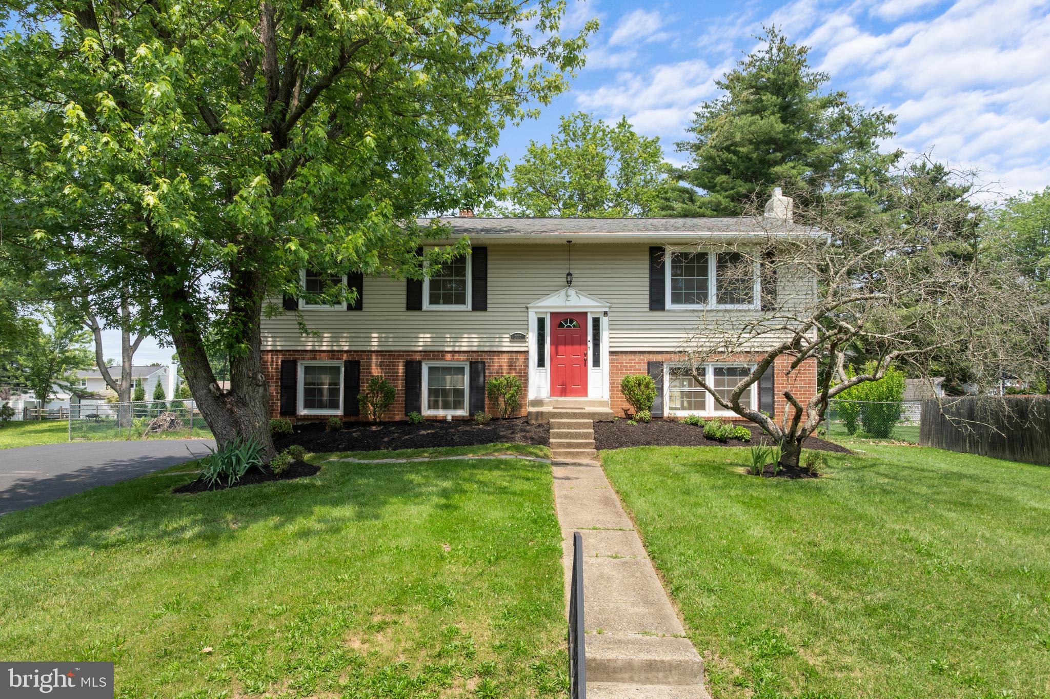 207 HANCOCK ROAD
