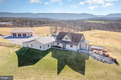 729 Gloss Road, Honey Grove, PA MLS: PAJT2012206