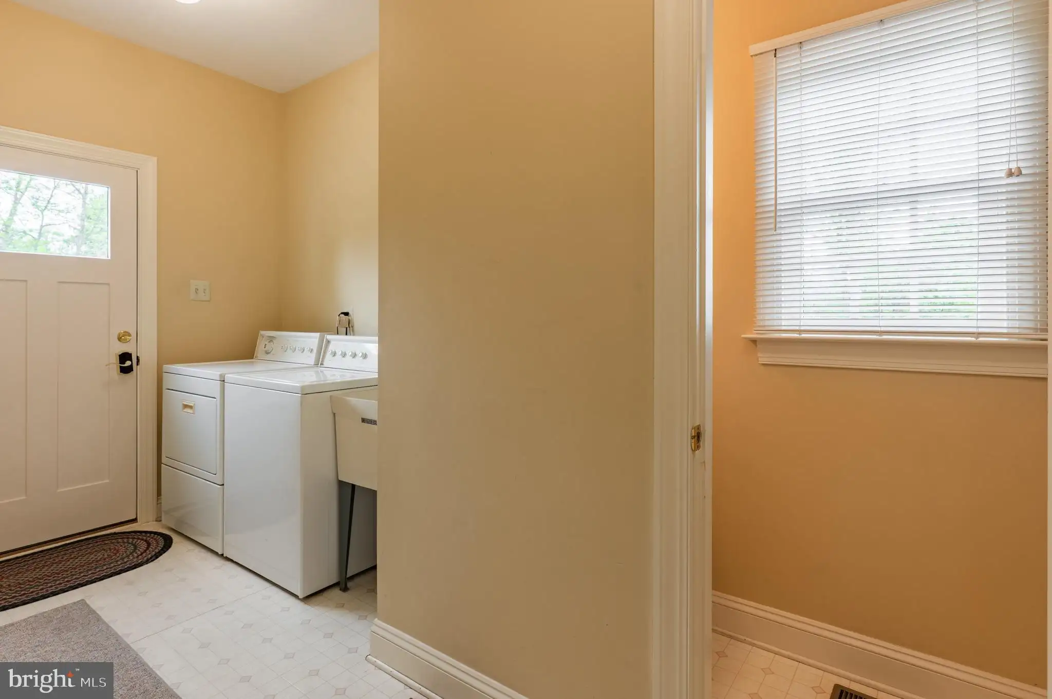 Additional image 94 of 694 Misty Hollow Dr, Maple Glen, PA 19002