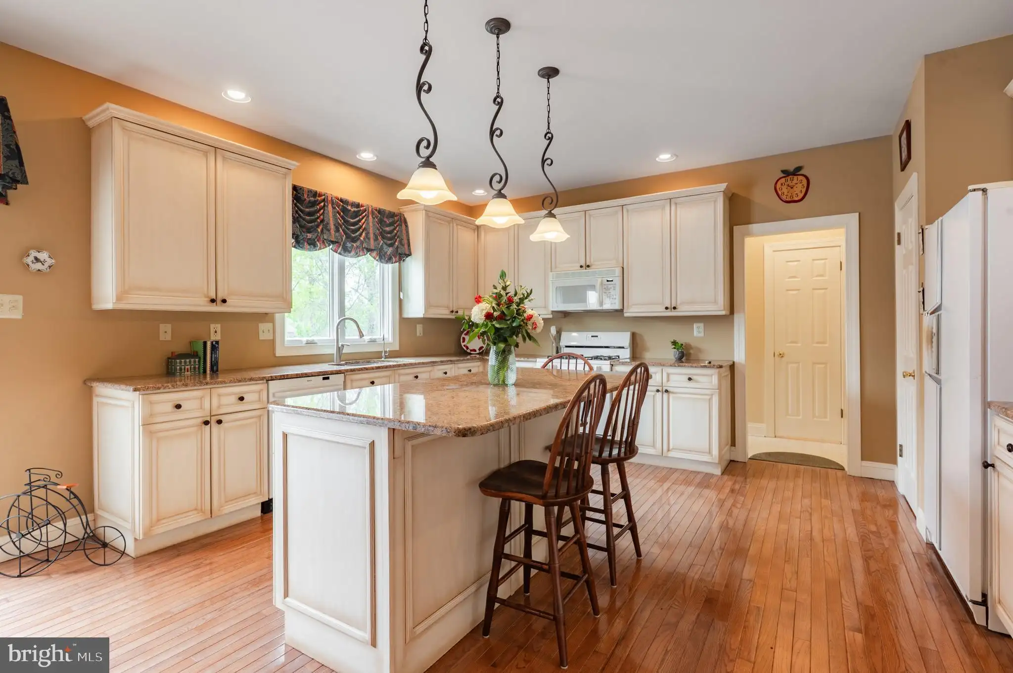 Additional image 63 of 694 Misty Hollow Dr, Maple Glen, PA 19002