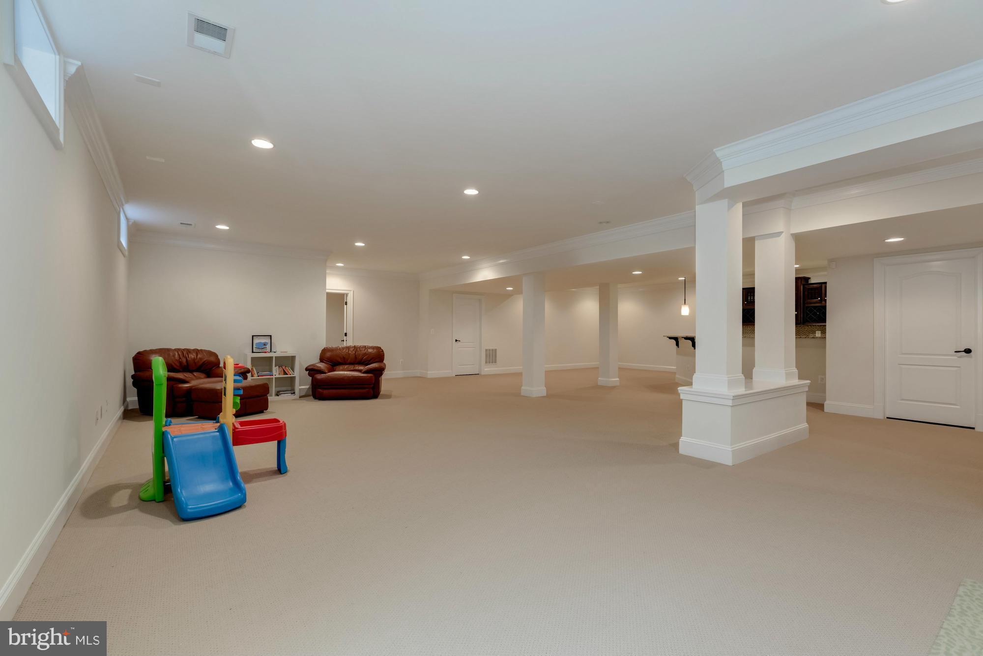 HANSBOROUGH - Residential