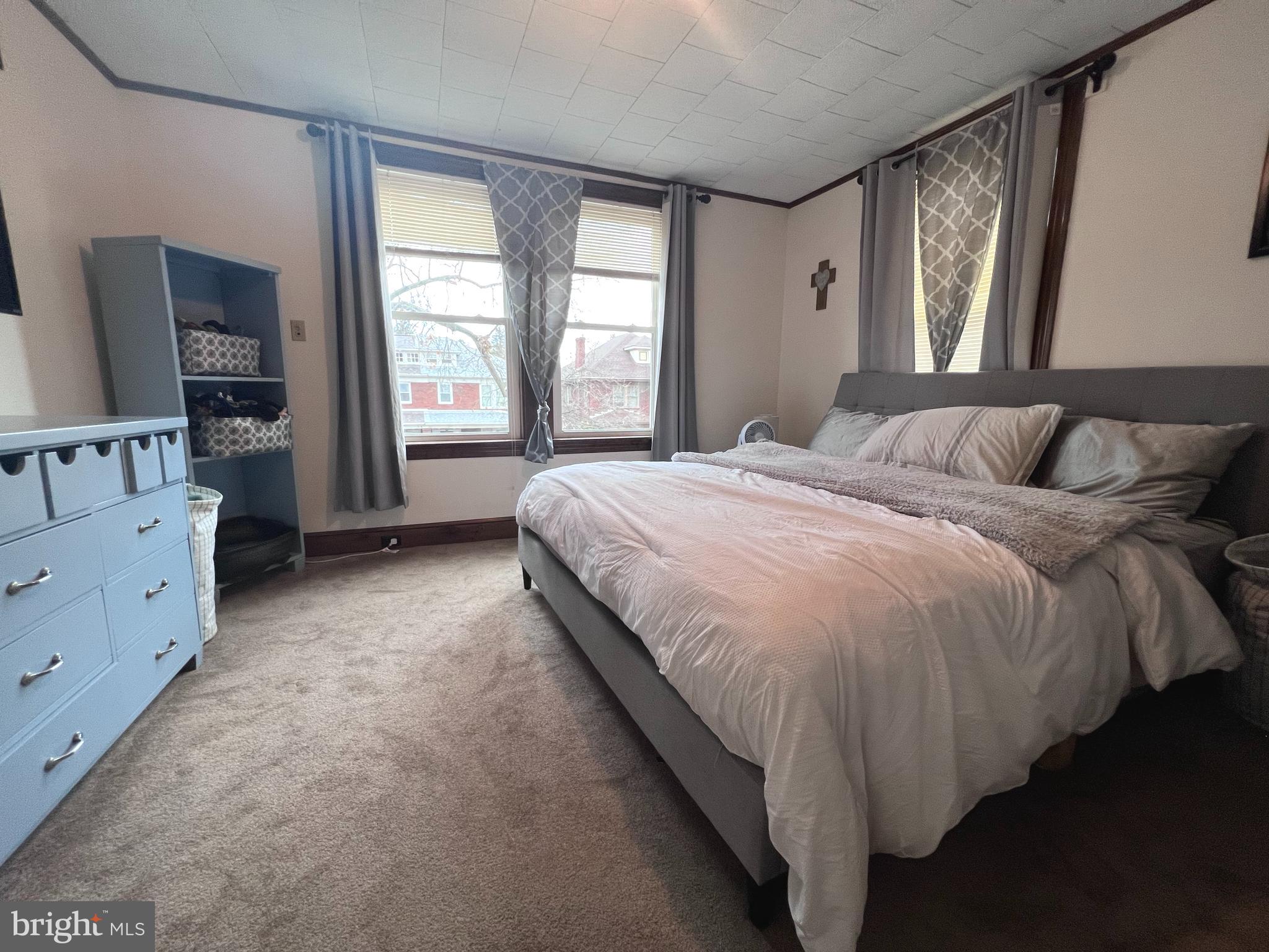 ELMWOOD - Residential